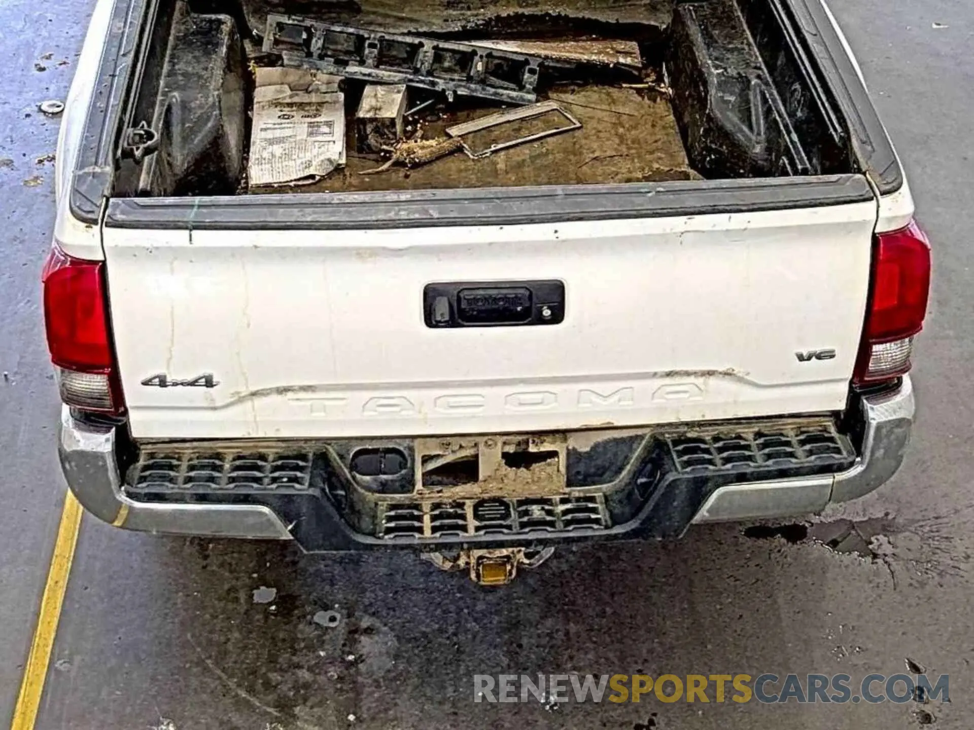 27 fotografías del automóvil dañado 5TFSZ5AN2KX194692 TOYOTA TACOMA 2019