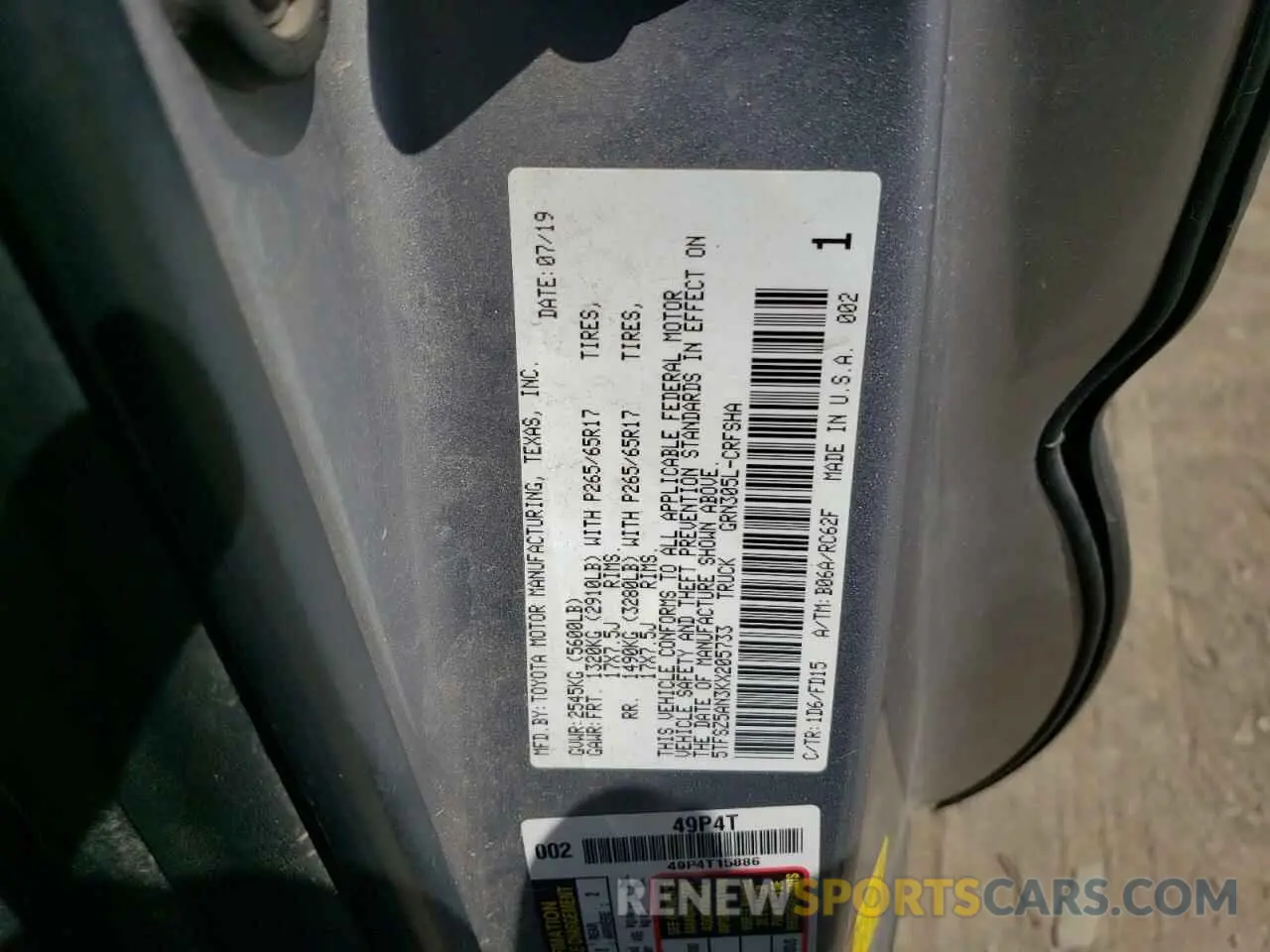 12 fotografías del automóvil dañado 5TFSZ5AN3KX205733 TOYOTA TACOMA 2019