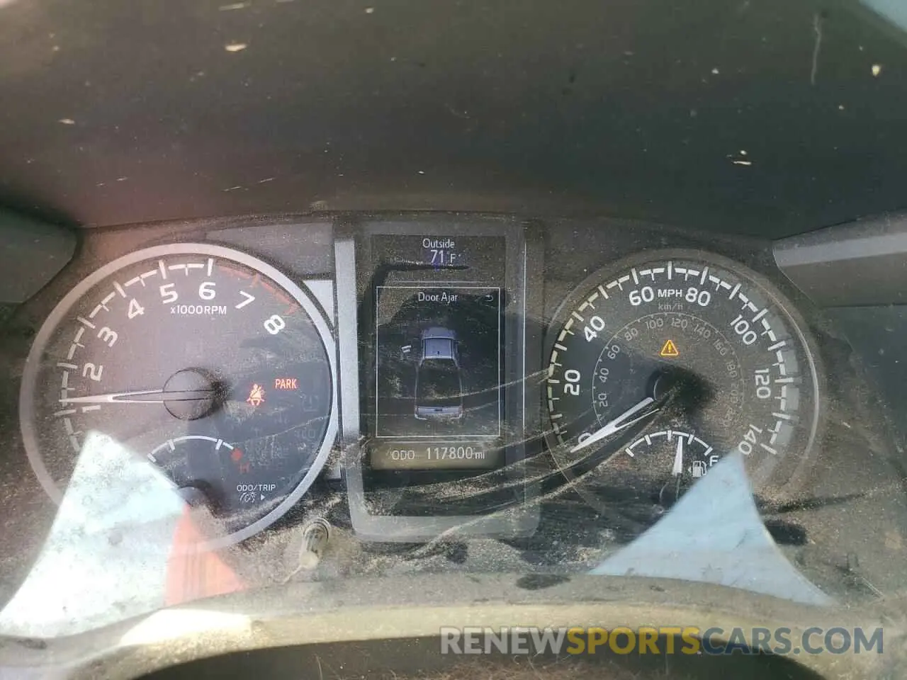 9 fotografías del automóvil dañado 5TFSZ5AN3KX205733 TOYOTA TACOMA 2019