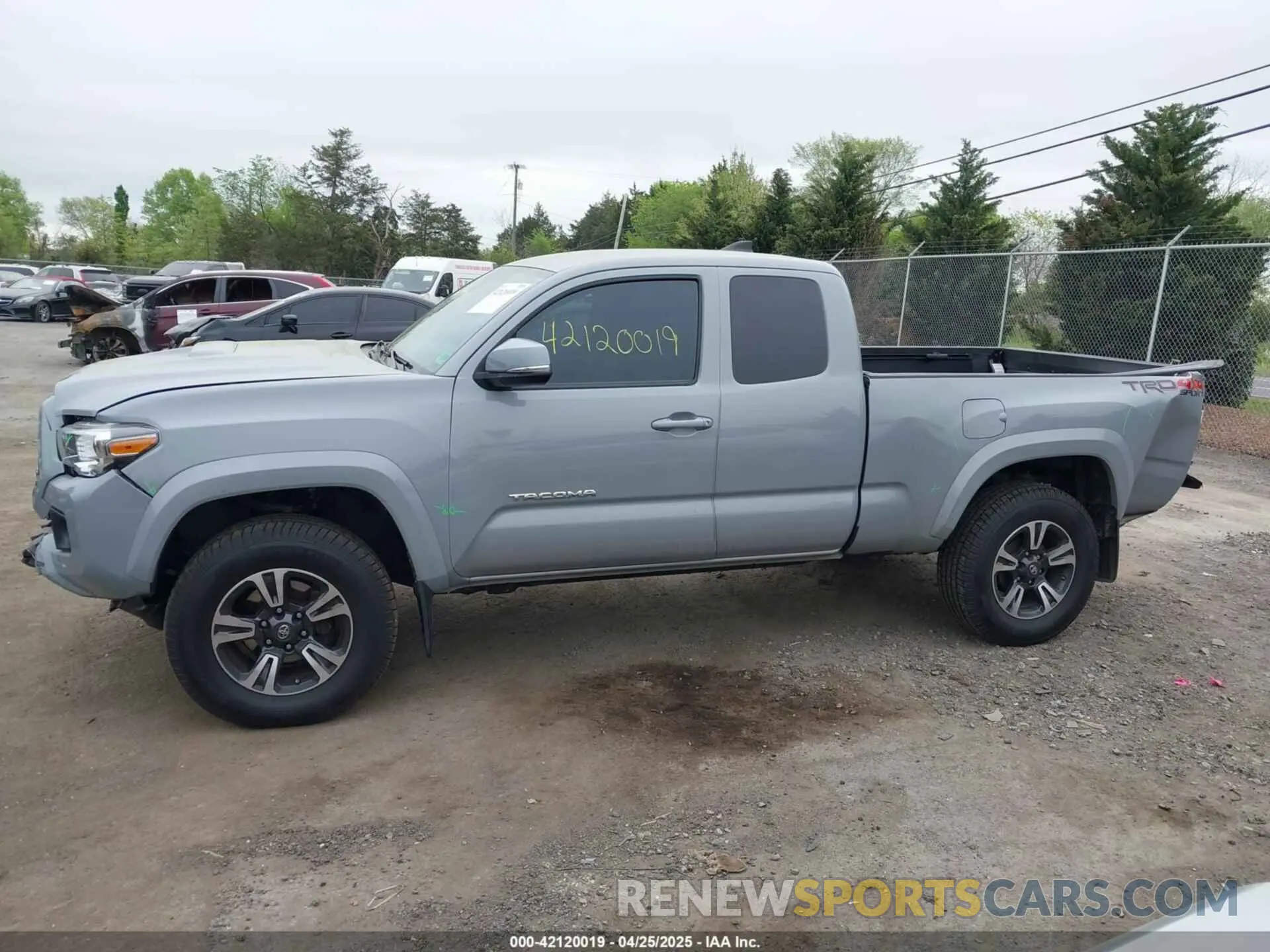 15 fotografías del automóvil dañado 5TFSZ5AN7KX189780 TOYOTA TACOMA 2019