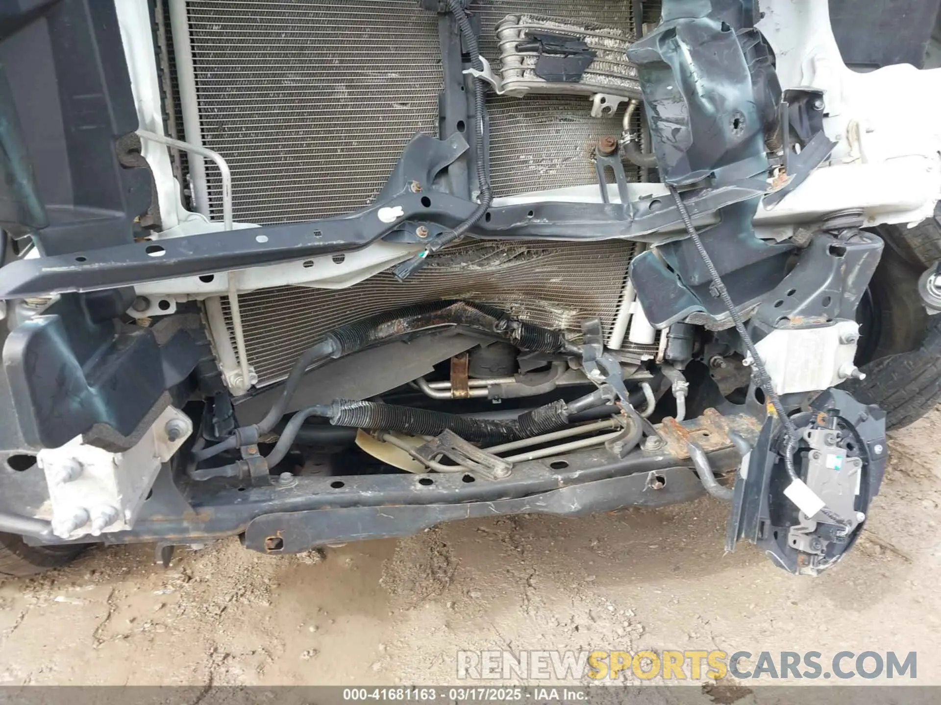 19 fotografías del automóvil dañado 5TFSZ5AN9KX198805 TOYOTA TACOMA 2019