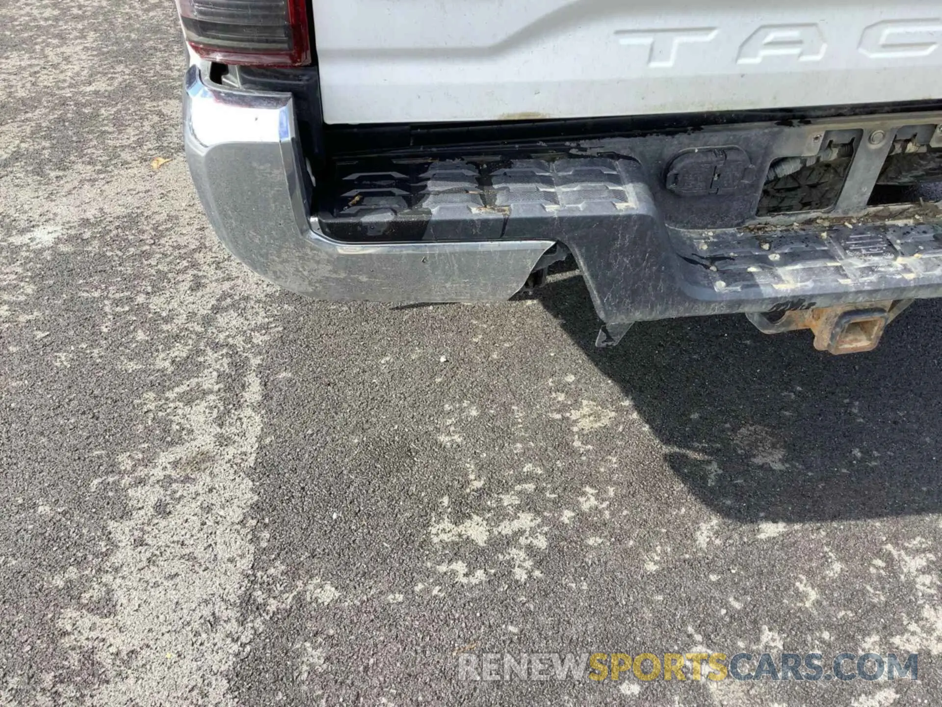 10 fotografías del automóvil dañado 5TFSZ5AN9KX200181 TOYOTA TACOMA 2019