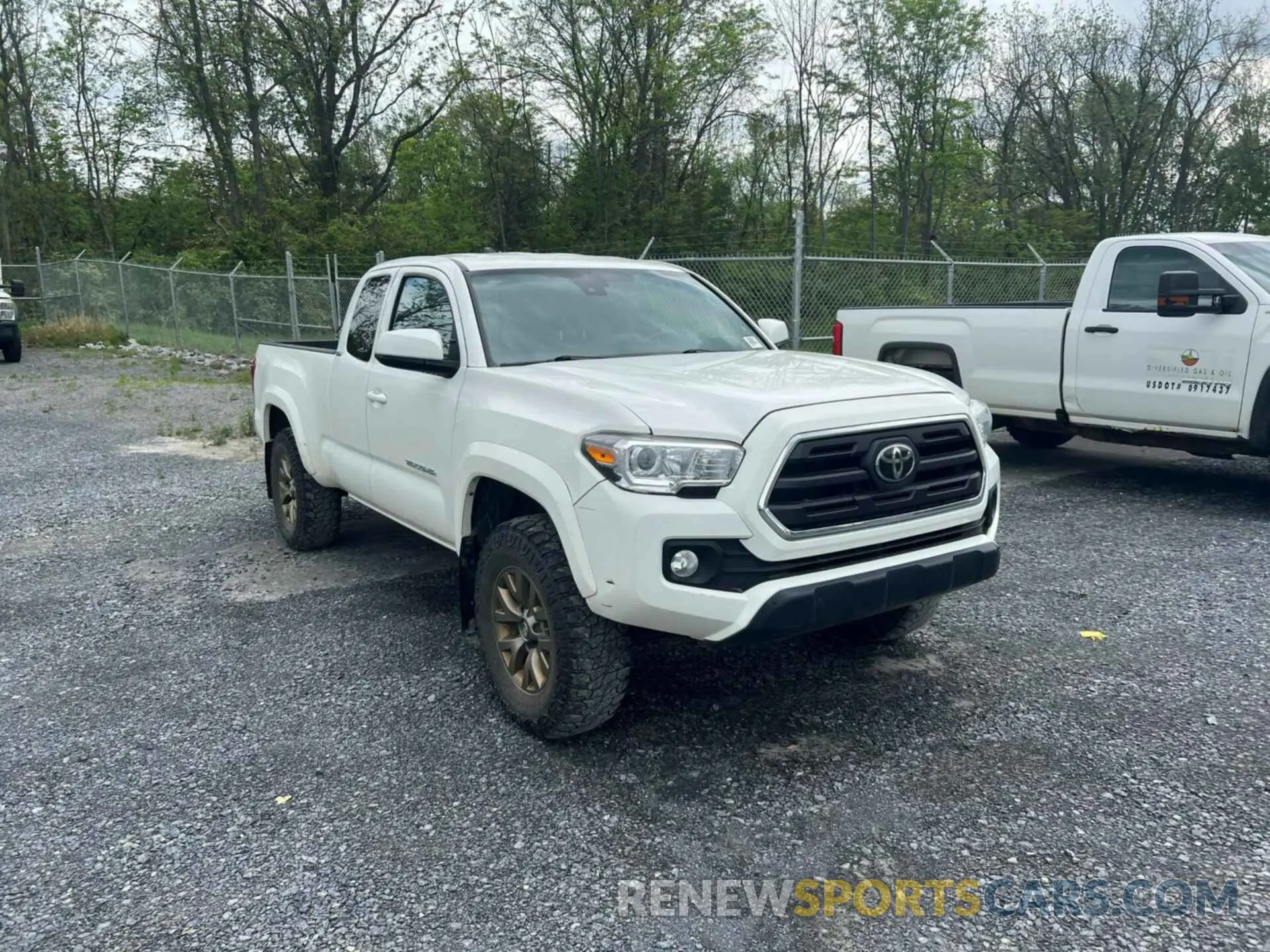 16 fotografías del automóvil dañado 5TFSZ5AN9KX200181 TOYOTA TACOMA 2019