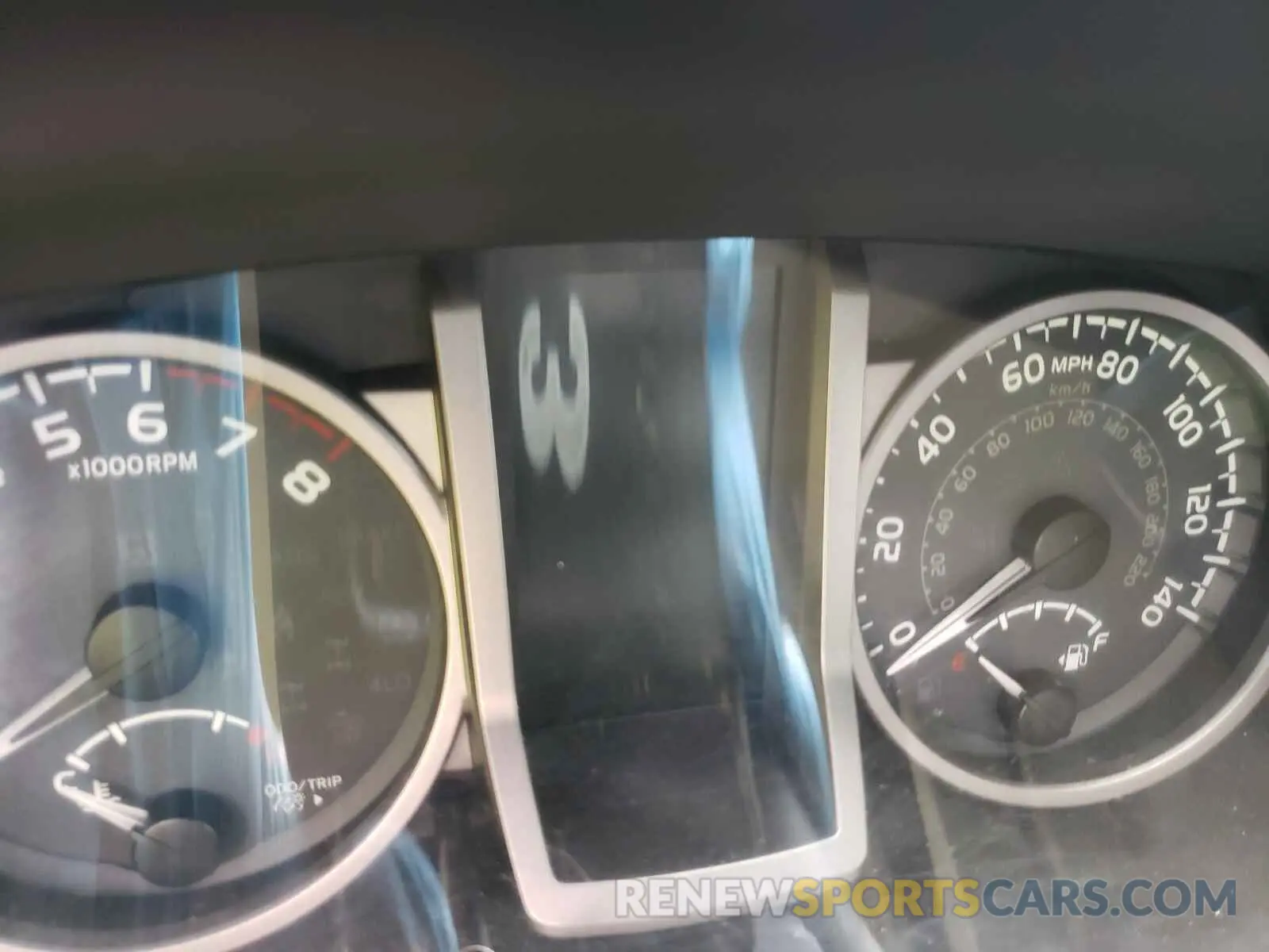 8 fotografías del automóvil dañado 5TFSZ5ANXKX192933 TOYOTA TACOMA 2019