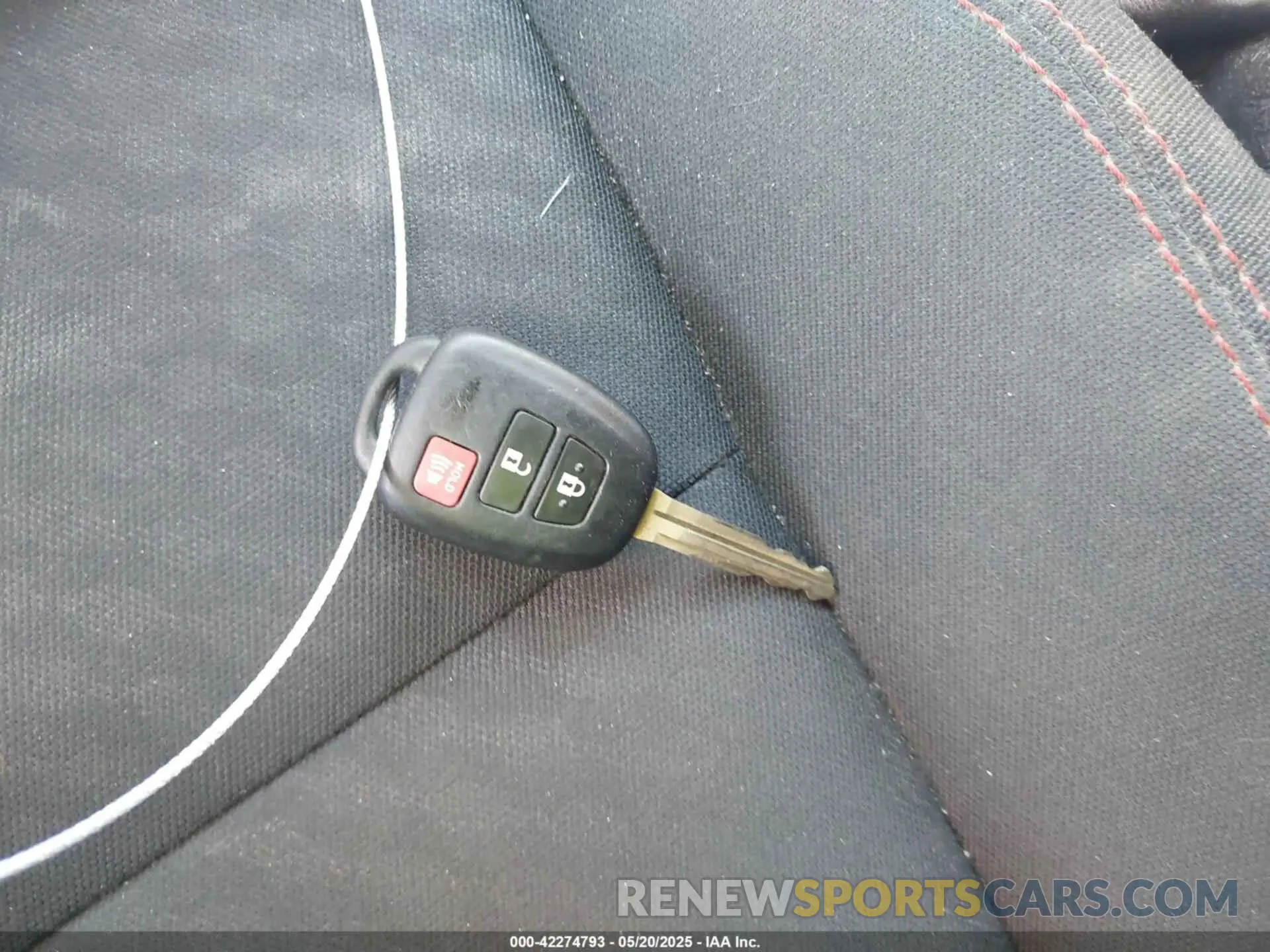 11 fotografías del automóvil dañado 3TMAZ5CN0LM125435 TOYOTA TACOMA 2020