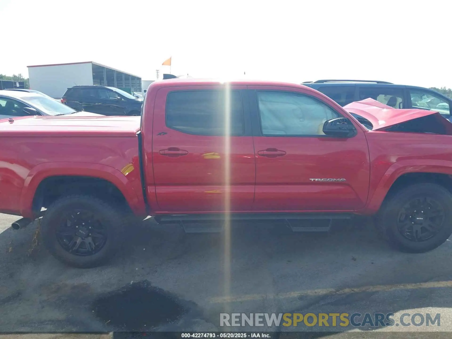 13 fotografías del automóvil dañado 3TMAZ5CN0LM125435 TOYOTA TACOMA 2020