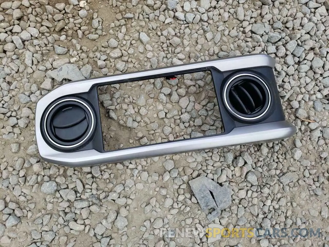 12 fotografías del automóvil dañado 3TMAZ5CN0LM134555 TOYOTA TACOMA 2020