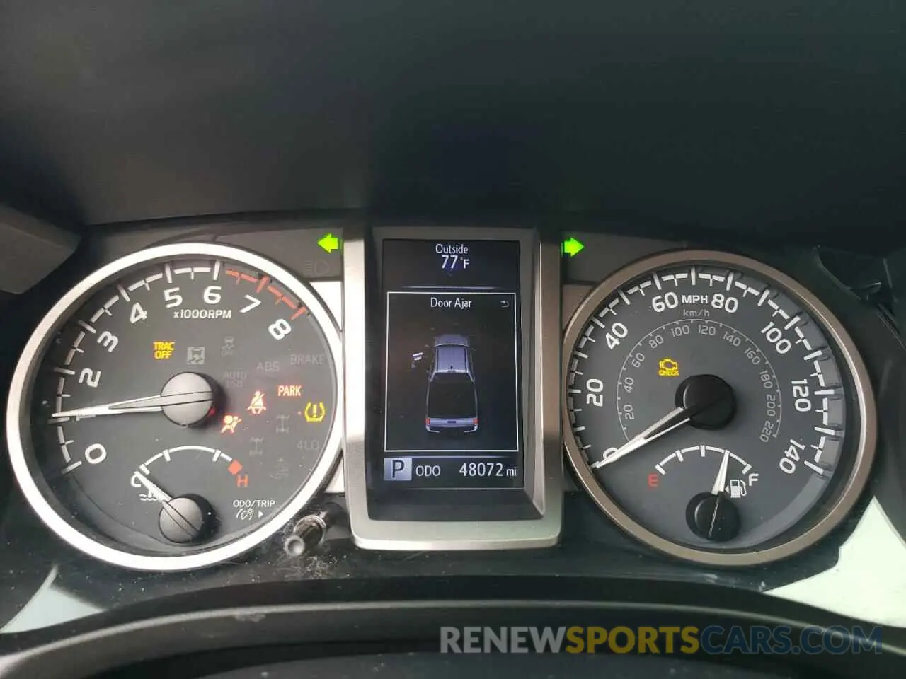 9 fotografías del automóvil dañado 3TMAZ5CN0LM134555 TOYOTA TACOMA 2020