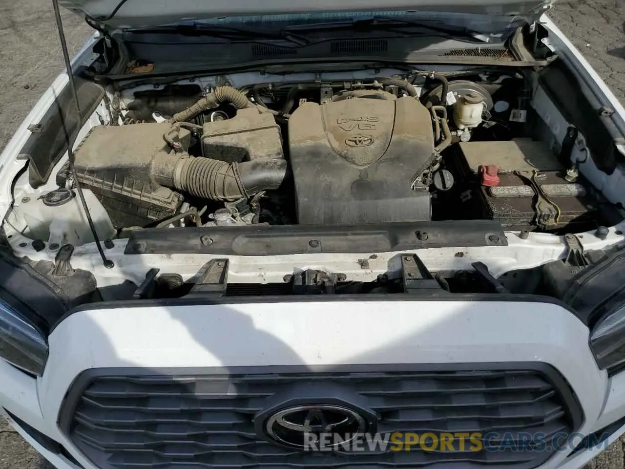 11 fotografías del automóvil dañado 3TMAZ5CN0LM140338 TOYOTA TACOMA 2020