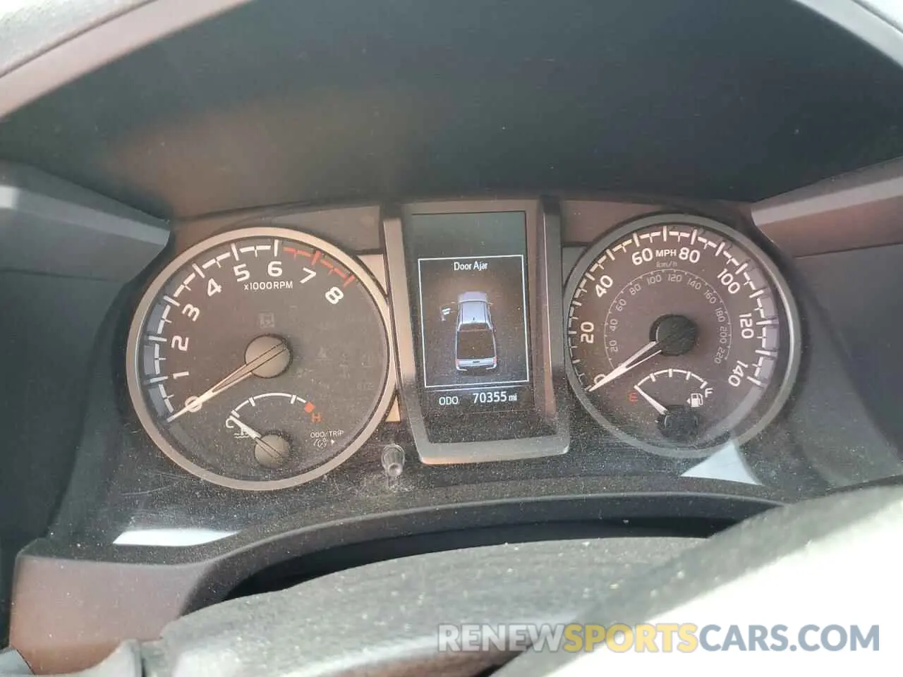 9 fotografías del automóvil dañado 3TMAZ5CN0LM140338 TOYOTA TACOMA 2020