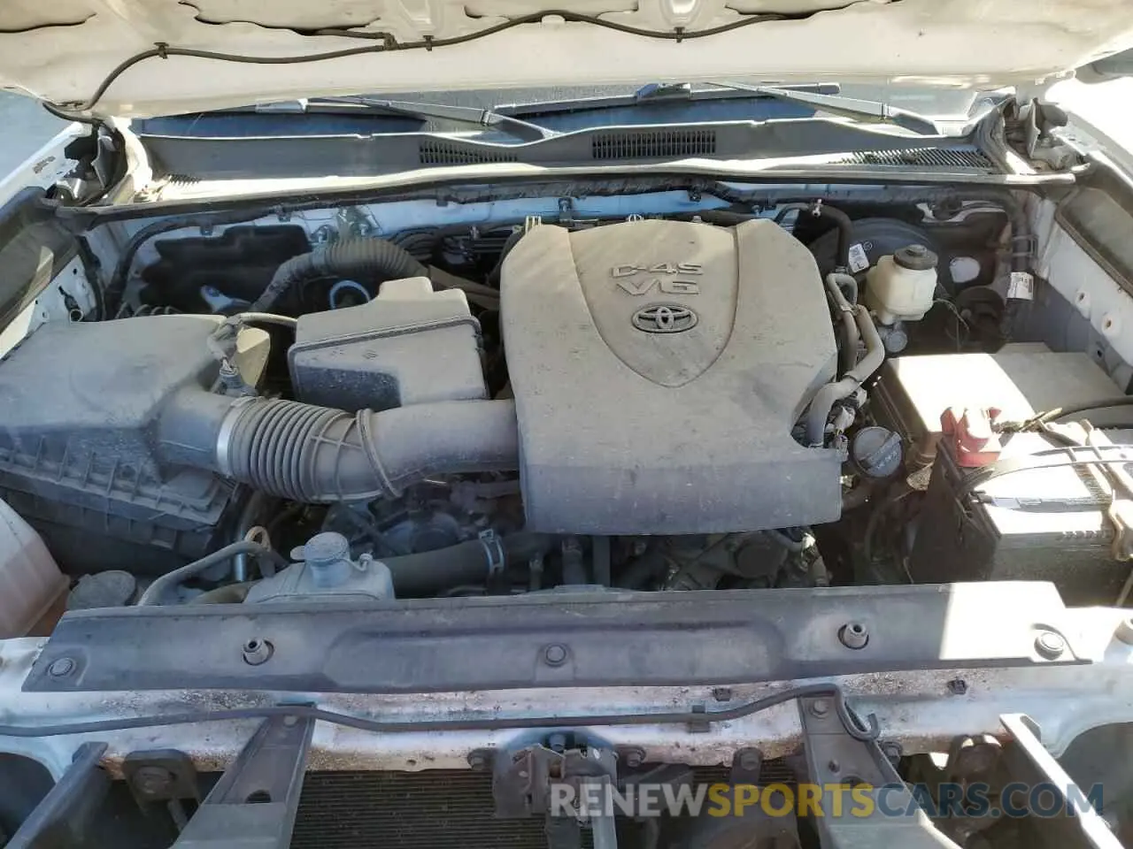 11 fotografías del automóvil dañado 3TMAZ5CN1LM122379 TOYOTA TACOMA 2020