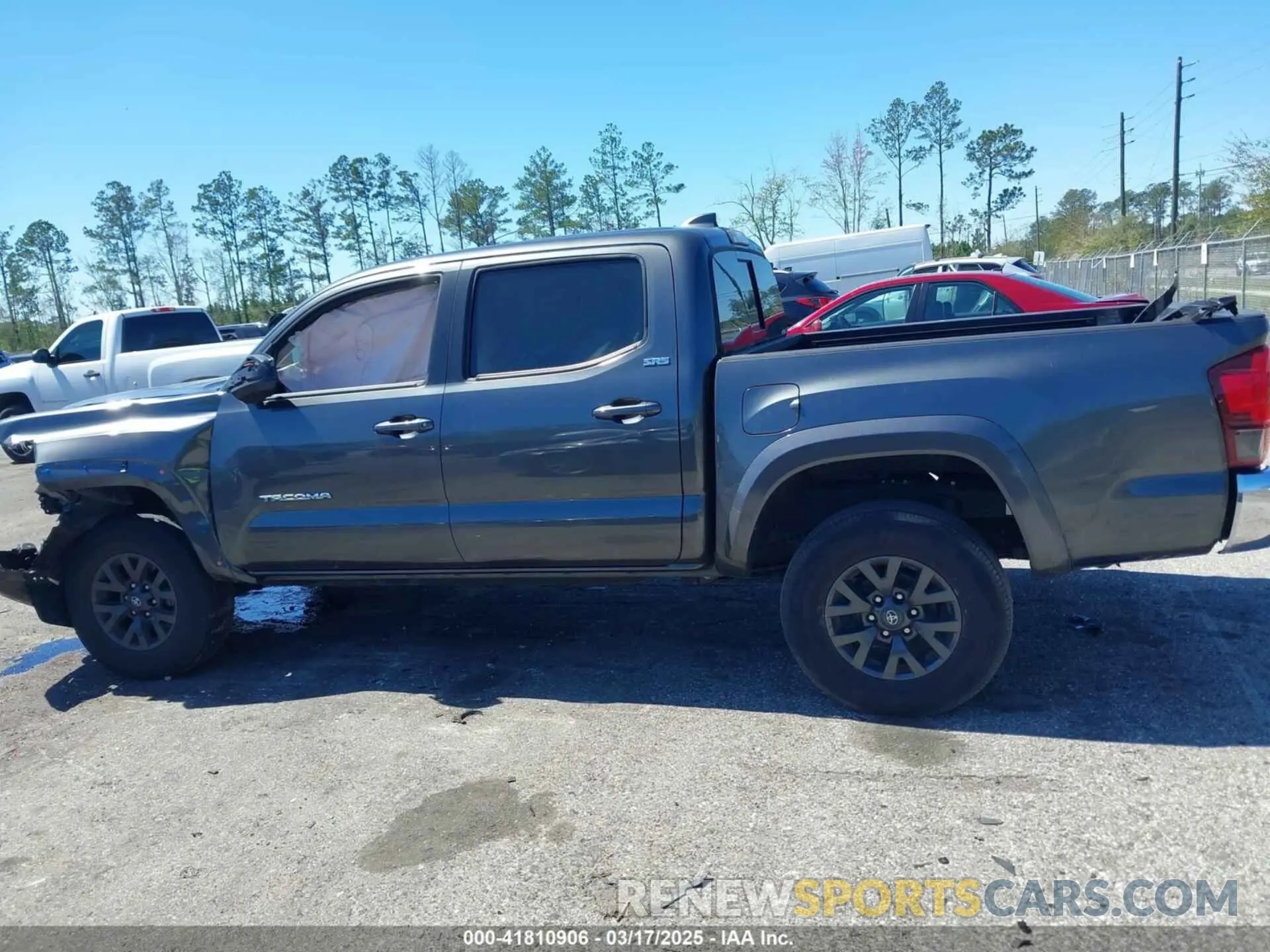 14 fotografías del automóvil dañado 3TMAZ5CN2LM116526 TOYOTA TACOMA 2020