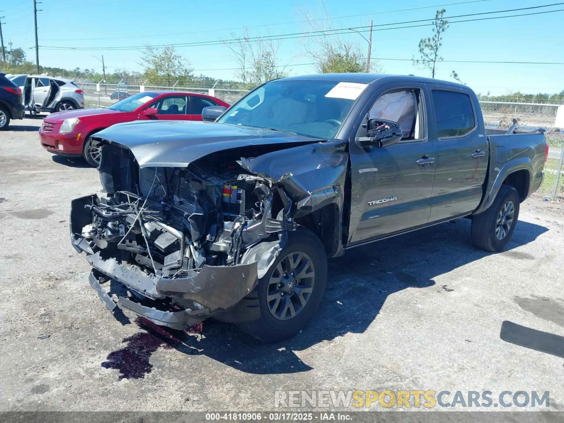 2 fotografías del automóvil dañado 3TMAZ5CN2LM116526 TOYOTA TACOMA 2020