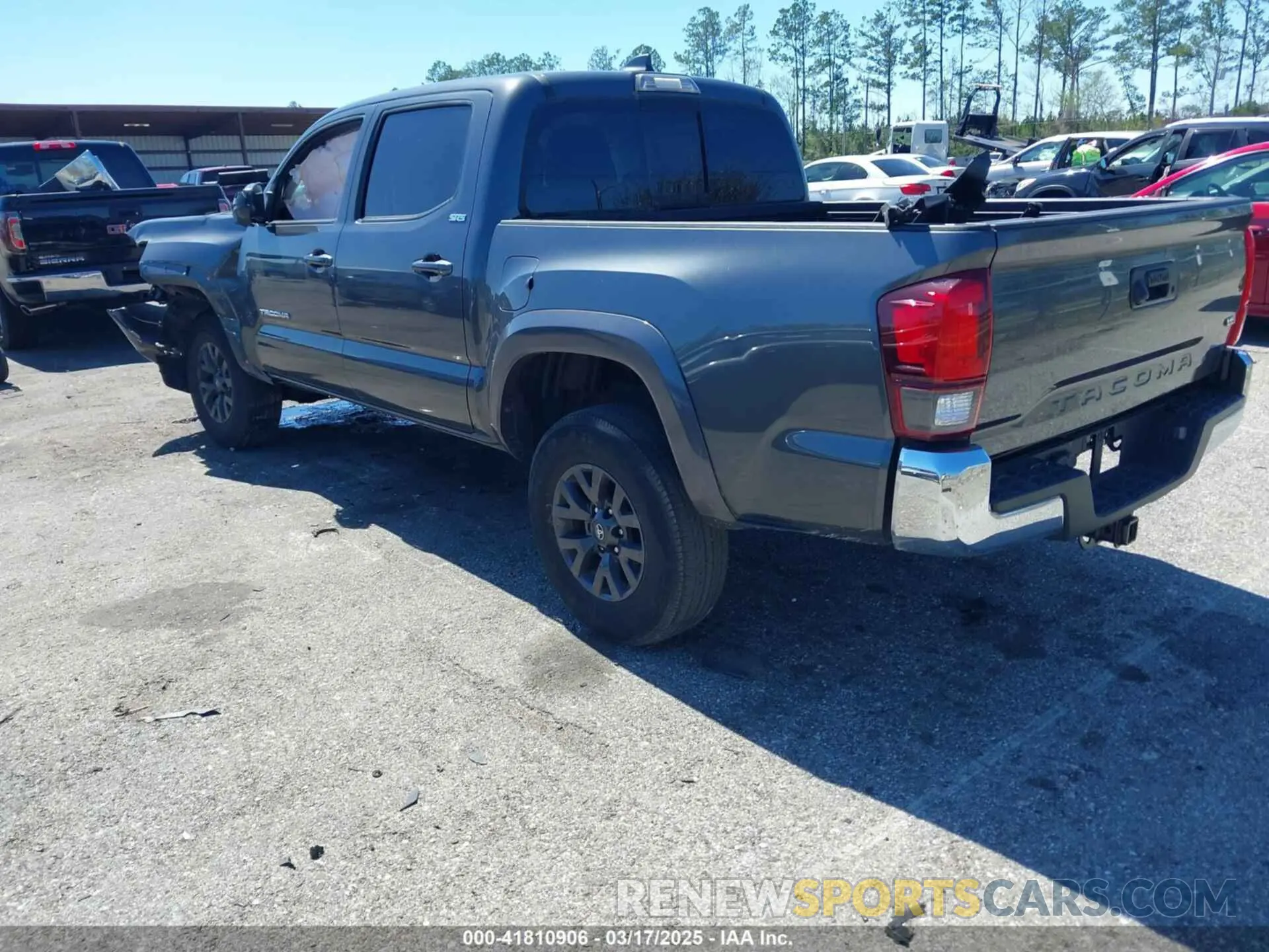 3 fotografías del automóvil dañado 3TMAZ5CN2LM116526 TOYOTA TACOMA 2020