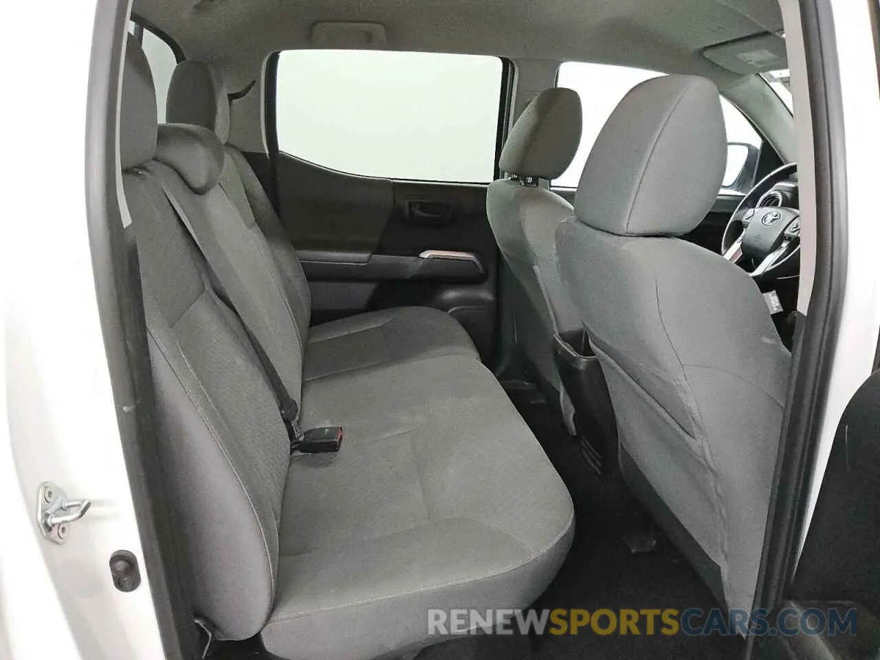 10 fotografías del automóvil dañado 3TMAZ5CN2LM130877 TOYOTA TACOMA 2020