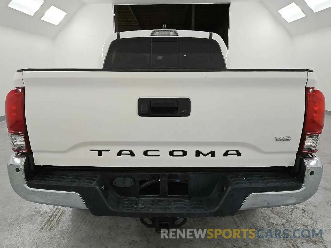 6 fotografías del automóvil dañado 3TMAZ5CN2LM130877 TOYOTA TACOMA 2020