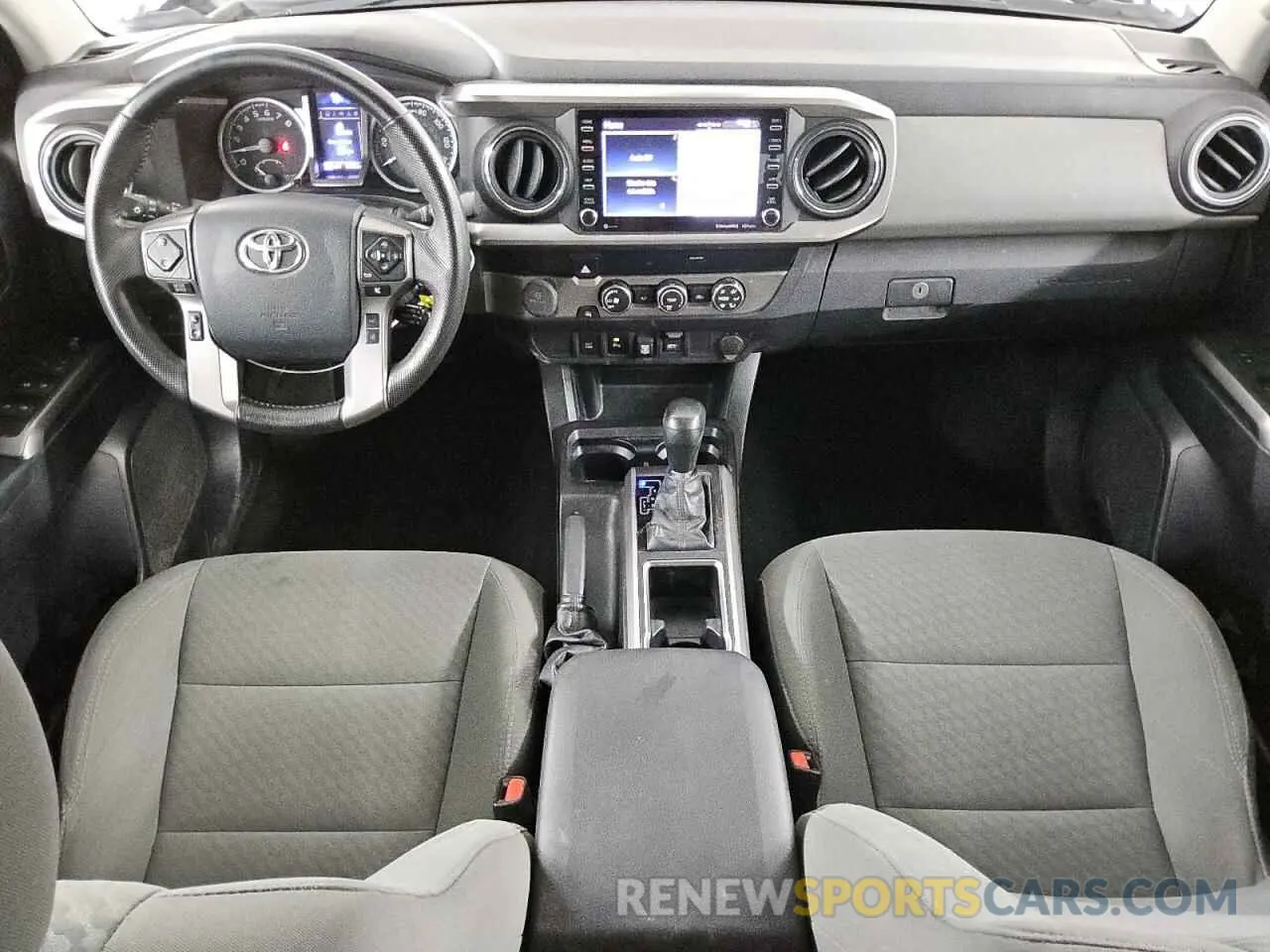 8 fotografías del automóvil dañado 3TMAZ5CN2LM130877 TOYOTA TACOMA 2020