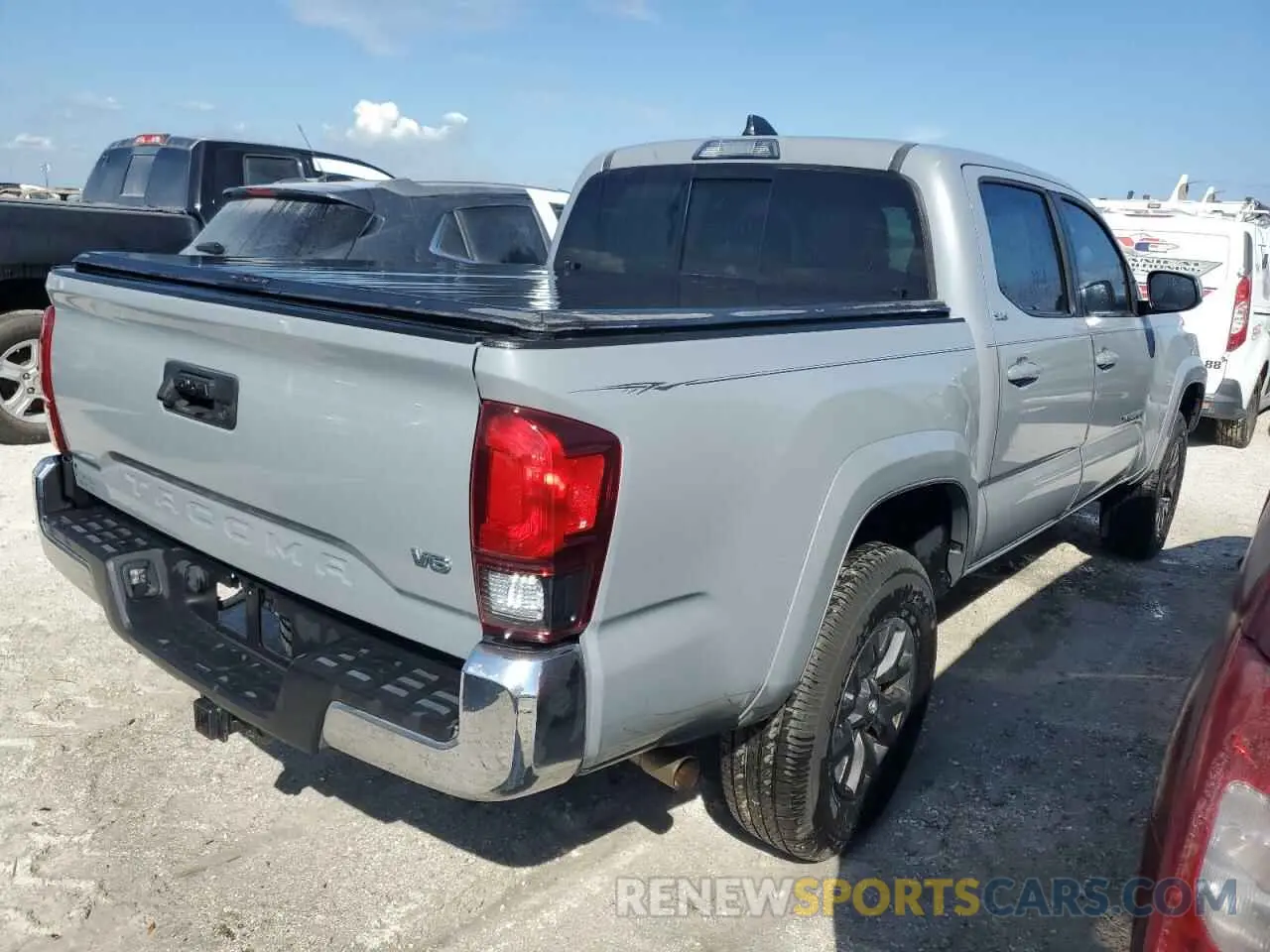 3 fotografías del automóvil dañado 3TMAZ5CN2LM131382 TOYOTA TACOMA 2020