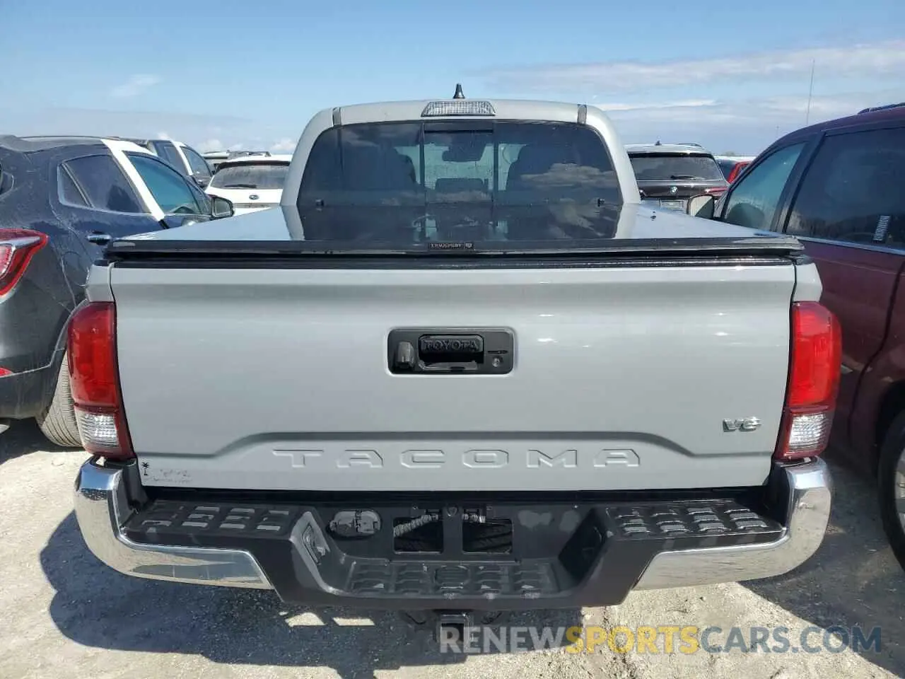 6 fotografías del automóvil dañado 3TMAZ5CN2LM131382 TOYOTA TACOMA 2020