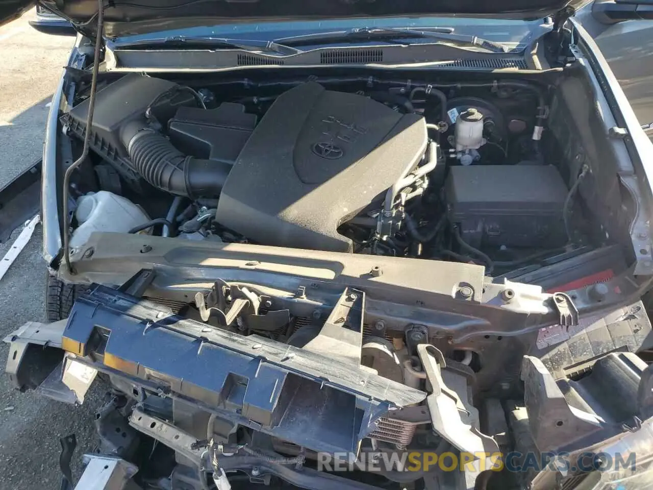 11 fotografías del automóvil dañado 3TMAZ5CN3LM125381 TOYOTA TACOMA 2020