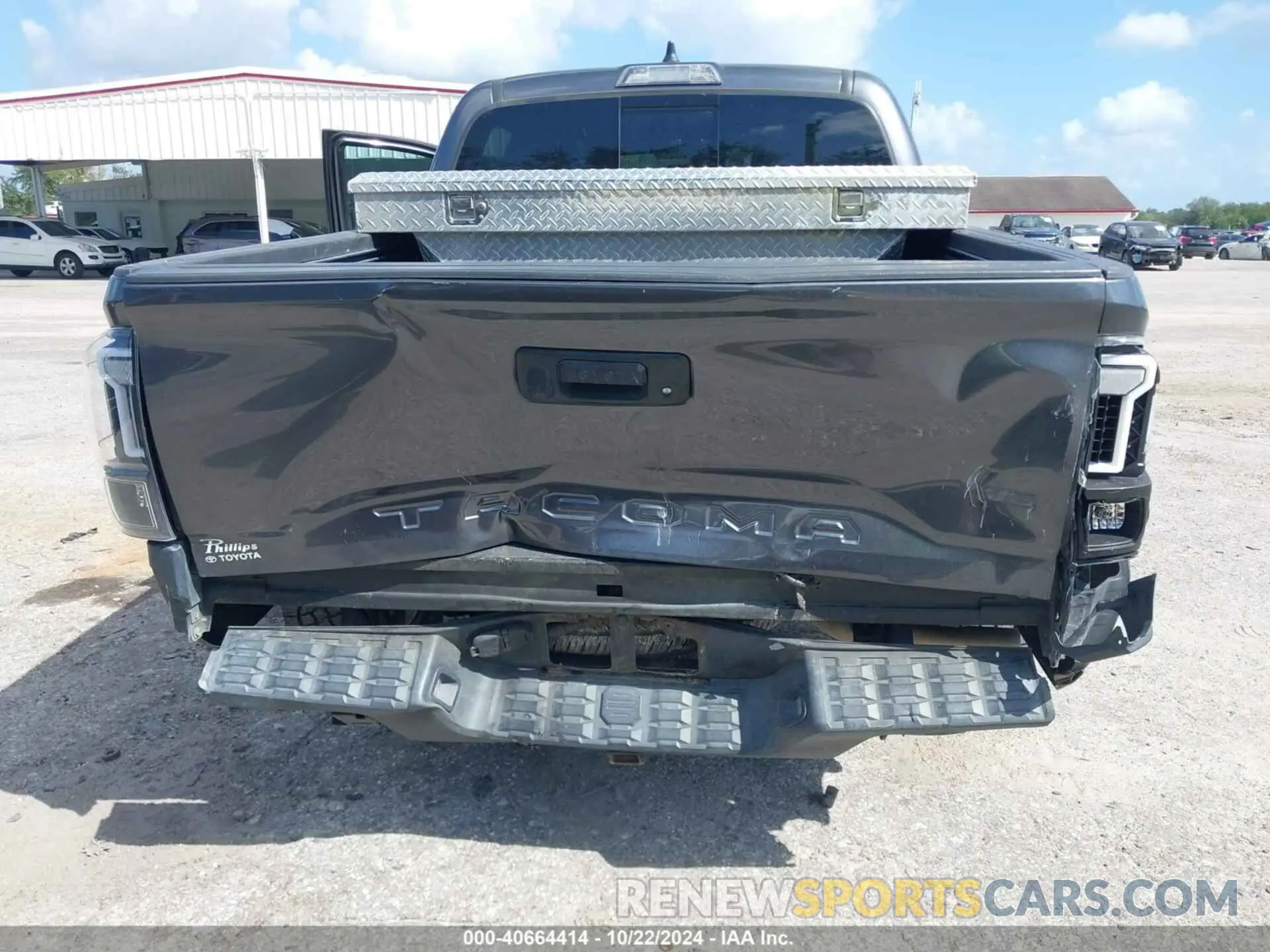 19 fotografías del automóvil dañado 3TMAZ5CN3LM138115 TOYOTA TACOMA 2020