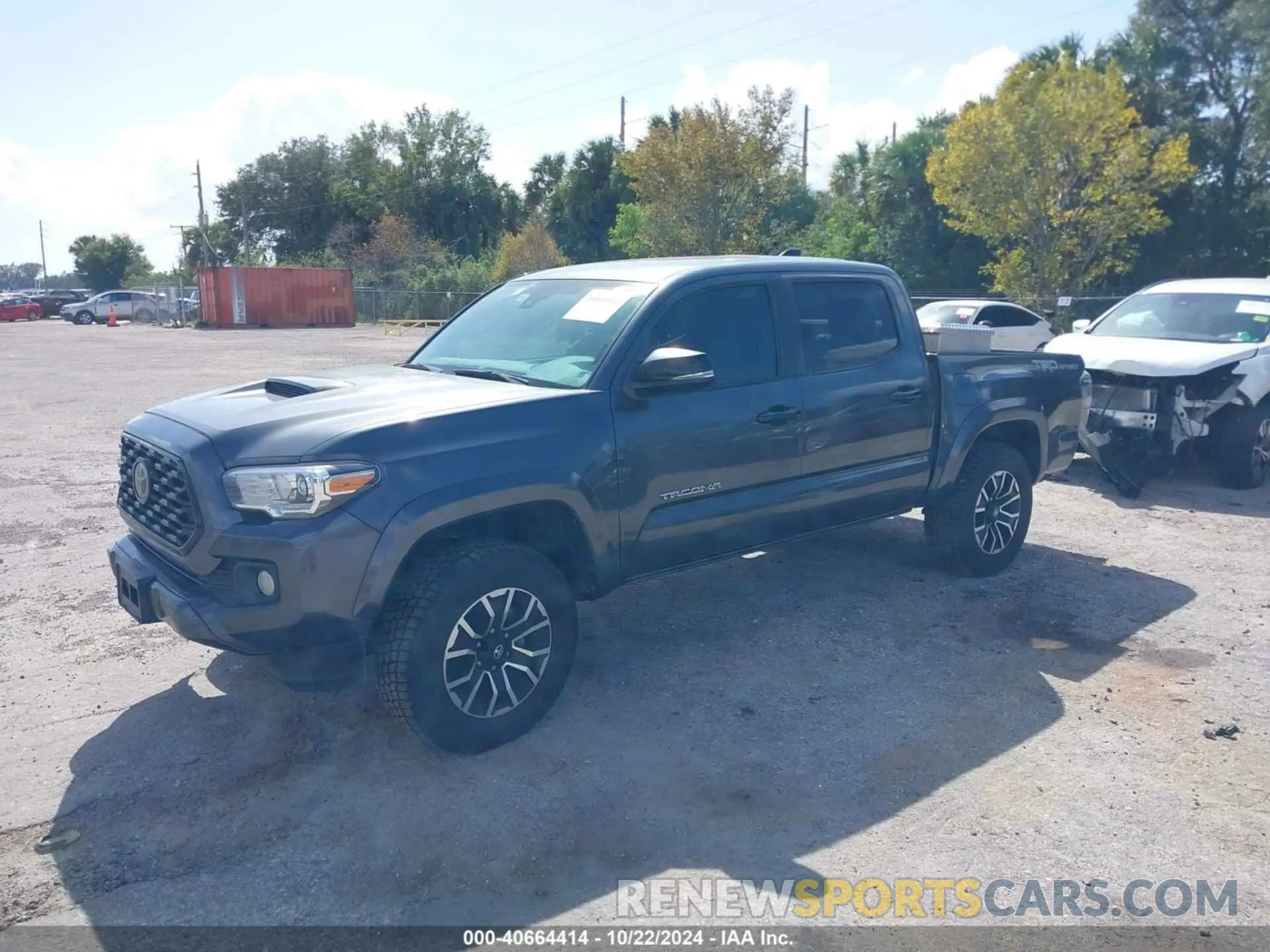 2 fotografías del automóvil dañado 3TMAZ5CN3LM138115 TOYOTA TACOMA 2020