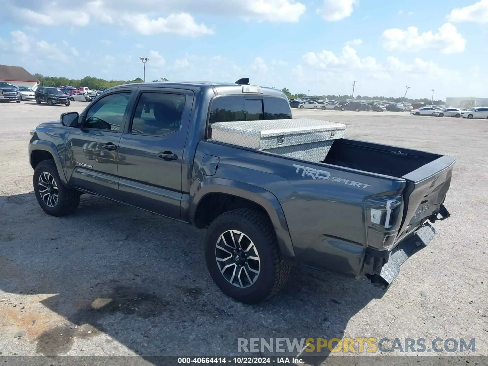 3 fotografías del automóvil dañado 3TMAZ5CN3LM138115 TOYOTA TACOMA 2020