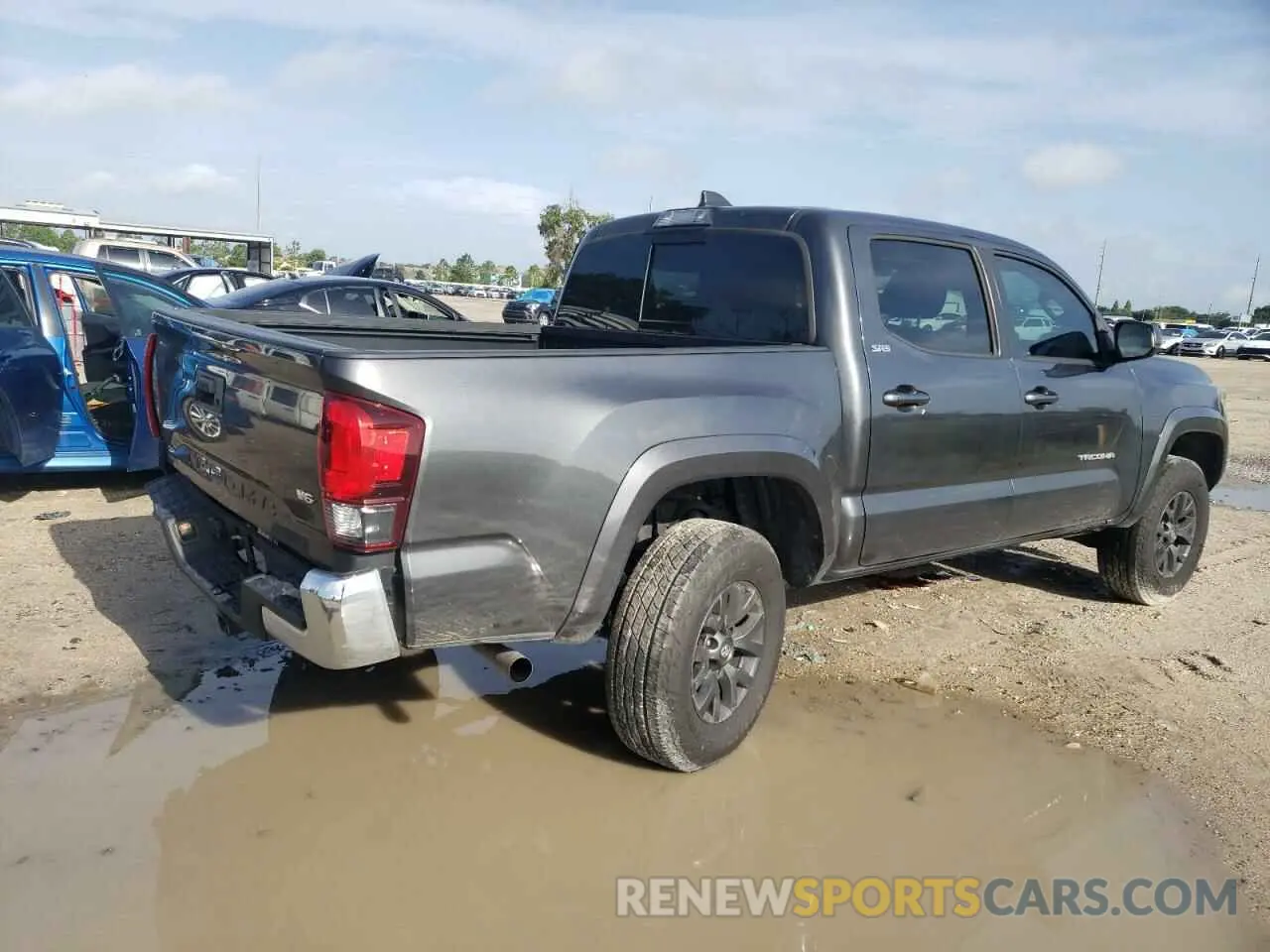 3 fotografías del automóvil dañado 3TMAZ5CN5LM116259 TOYOTA TACOMA 2020