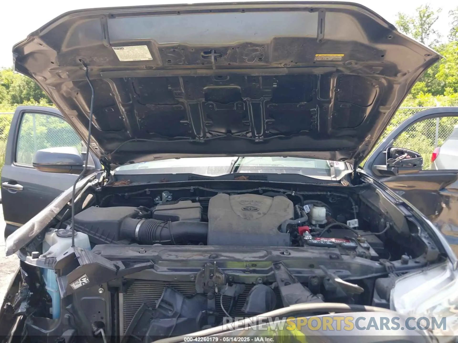 10 fotografías del automóvil dañado 3TMAZ5CN5LM118447 TOYOTA TACOMA 2020