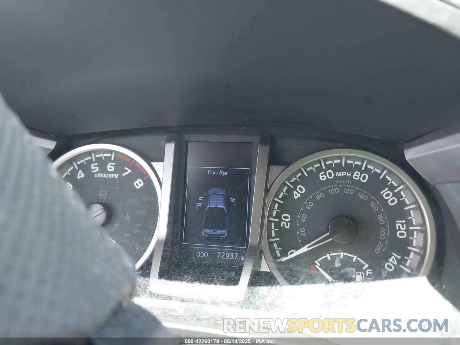 7 fotografías del automóvil dañado 3TMAZ5CN5LM118447 TOYOTA TACOMA 2020