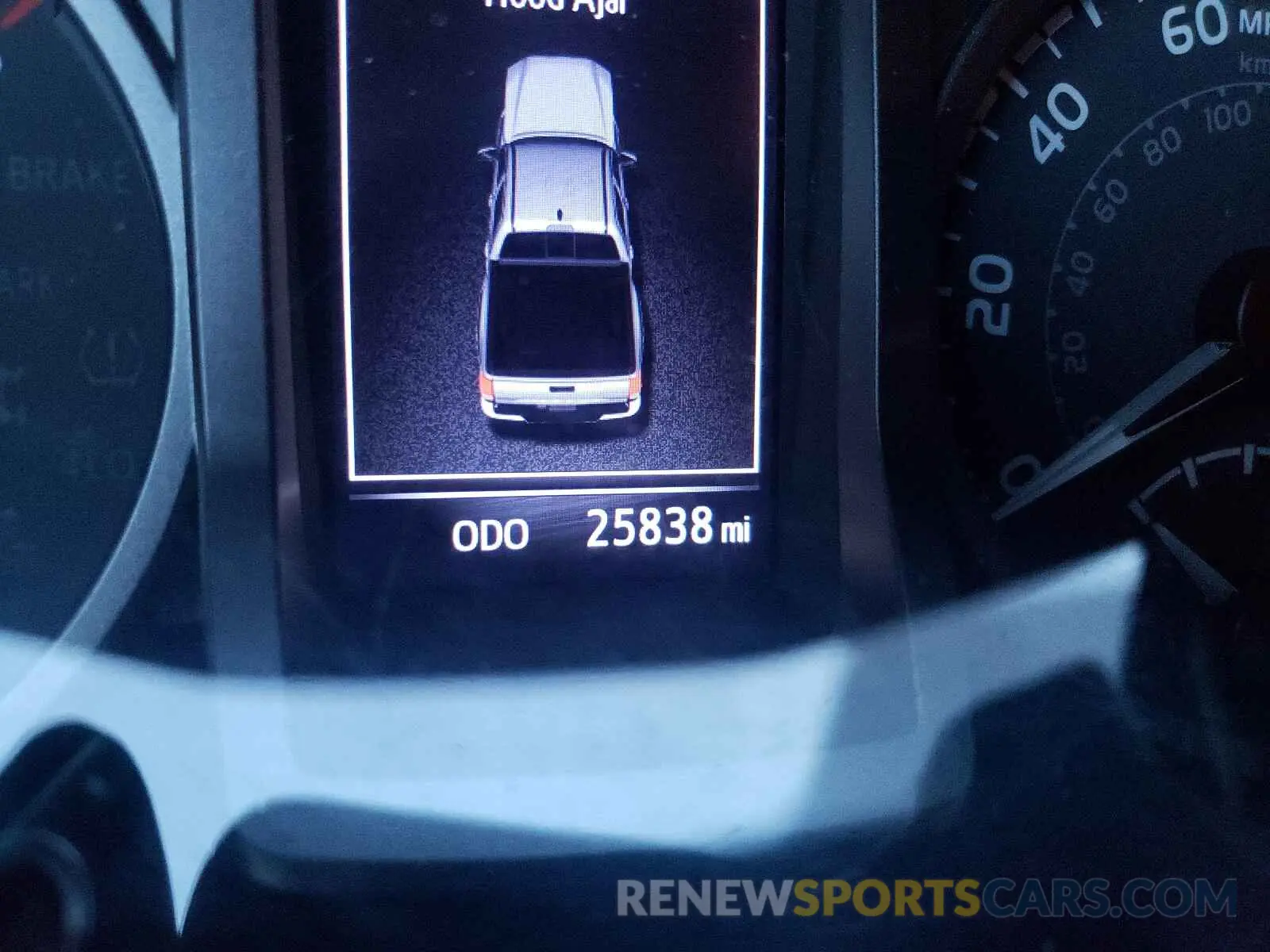 8 fotografías del automóvil dañado 3TMAZ5CN5LM126046 TOYOTA TACOMA 2020