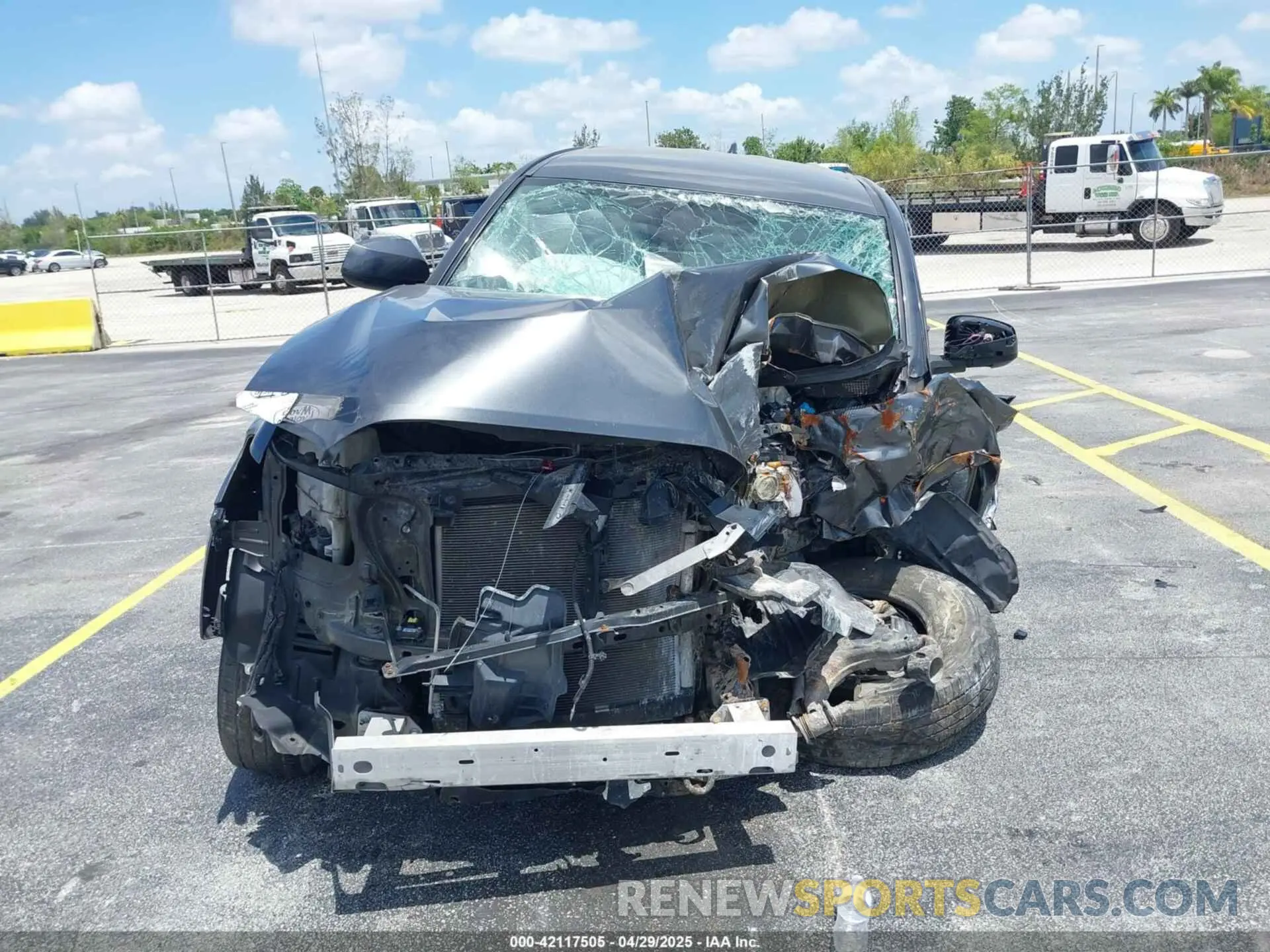 11 fotografías del automóvil dañado 3TMAZ5CN6LM128663 TOYOTA TACOMA 2020