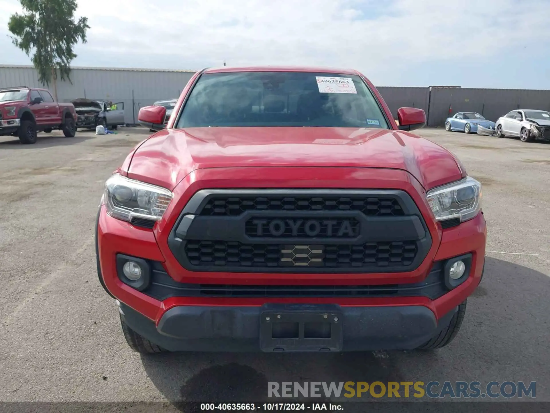 13 fotografías del automóvil dañado 3TMAZ5CN6LM135743 TOYOTA TACOMA 2020