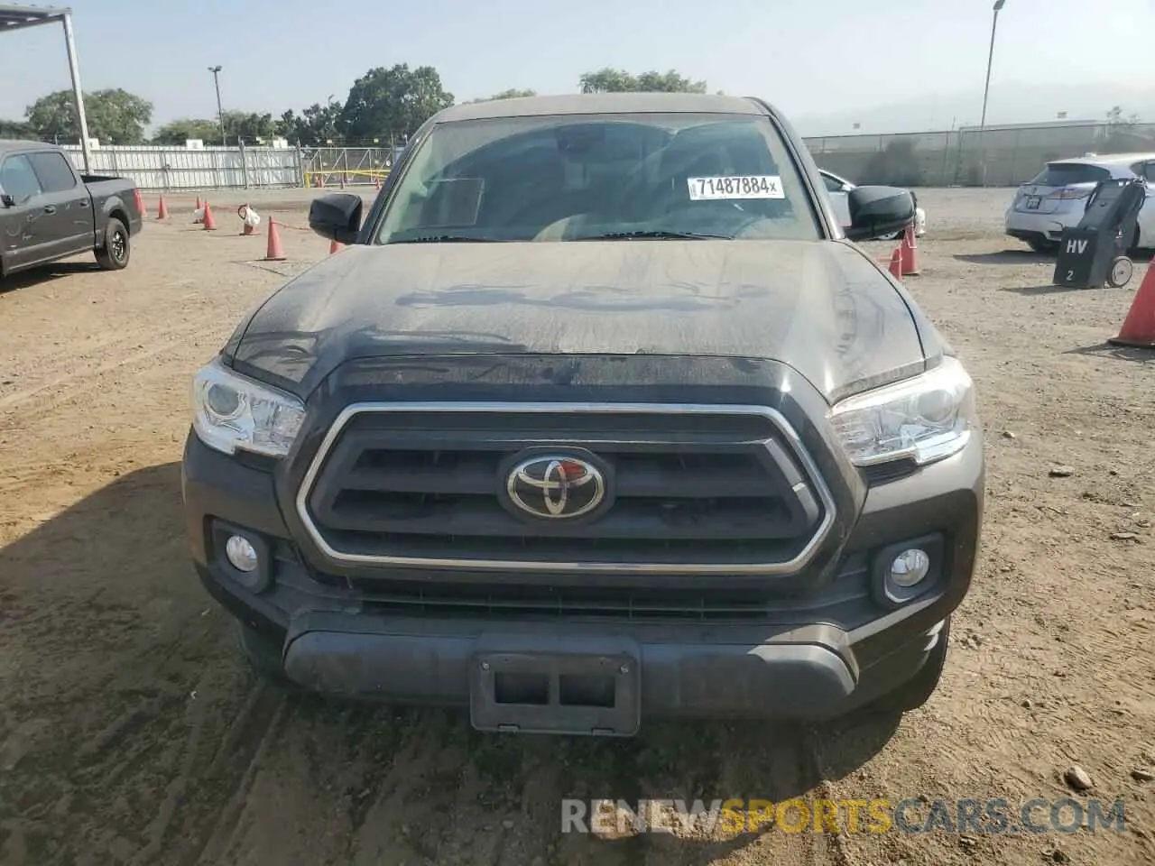 5 fotografías del automóvil dañado 3TMAZ5CN7LM129837 TOYOTA TACOMA 2020