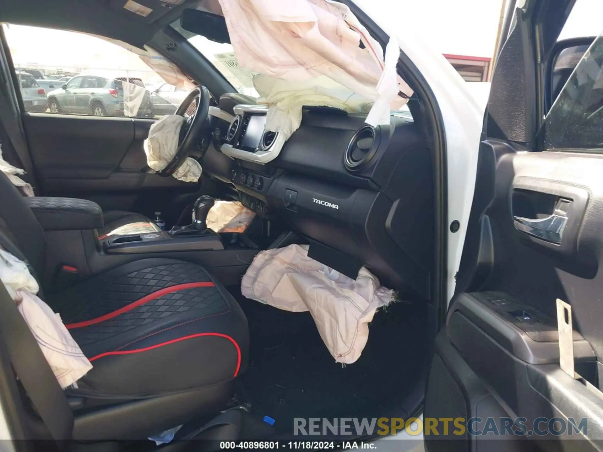 5 fotografías del automóvil dañado 3TMAZ5CN7LM133791 TOYOTA TACOMA 2020