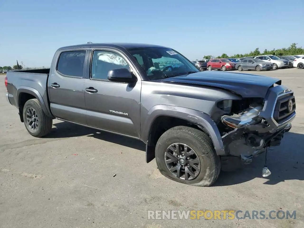 4 fotografías del automóvil dañado 3TMAZ5CN8LM126431 TOYOTA TACOMA 2020