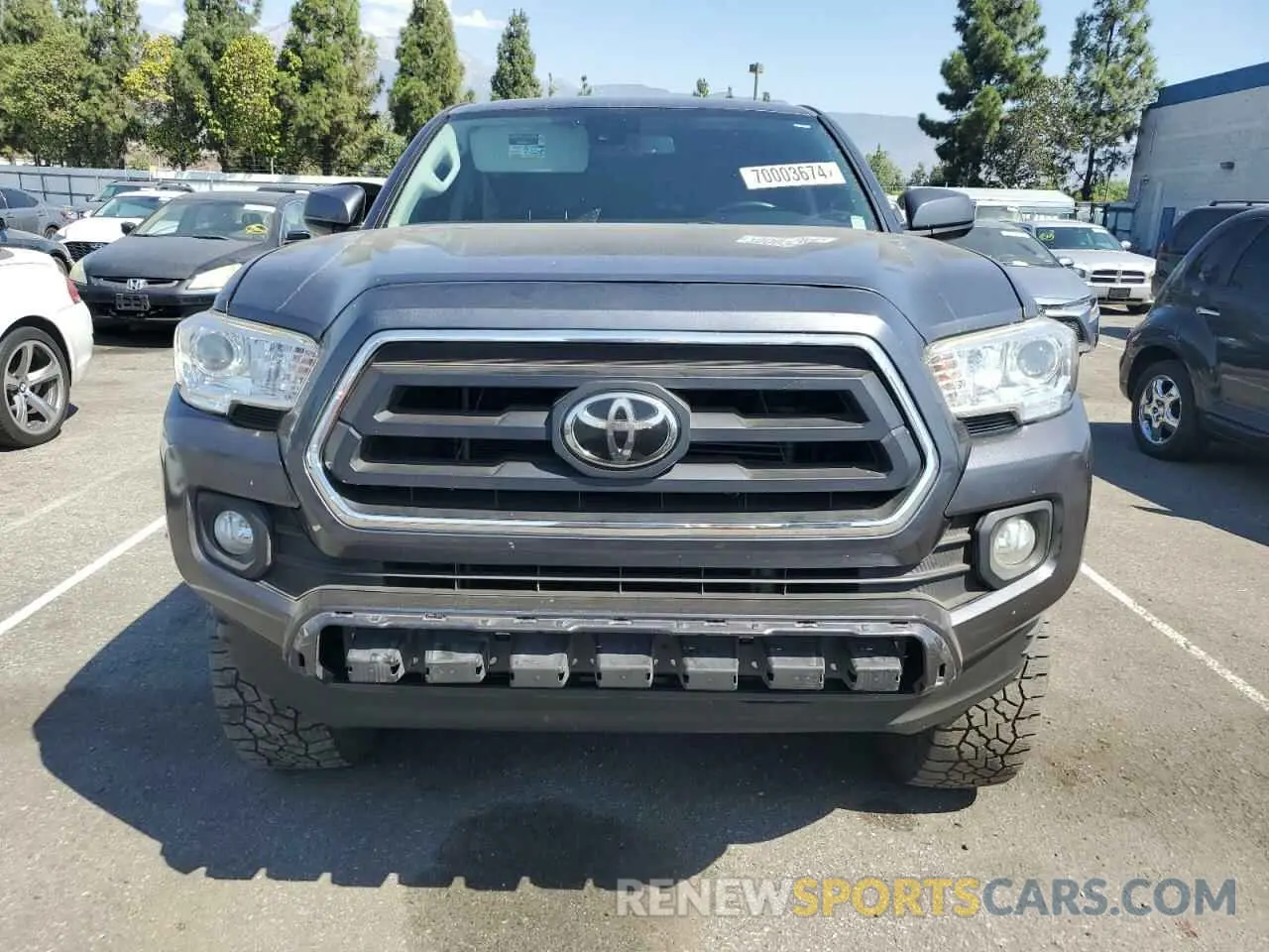 5 fotografías del automóvil dañado 3TMAZ5CN8LM130480 TOYOTA TACOMA 2020
