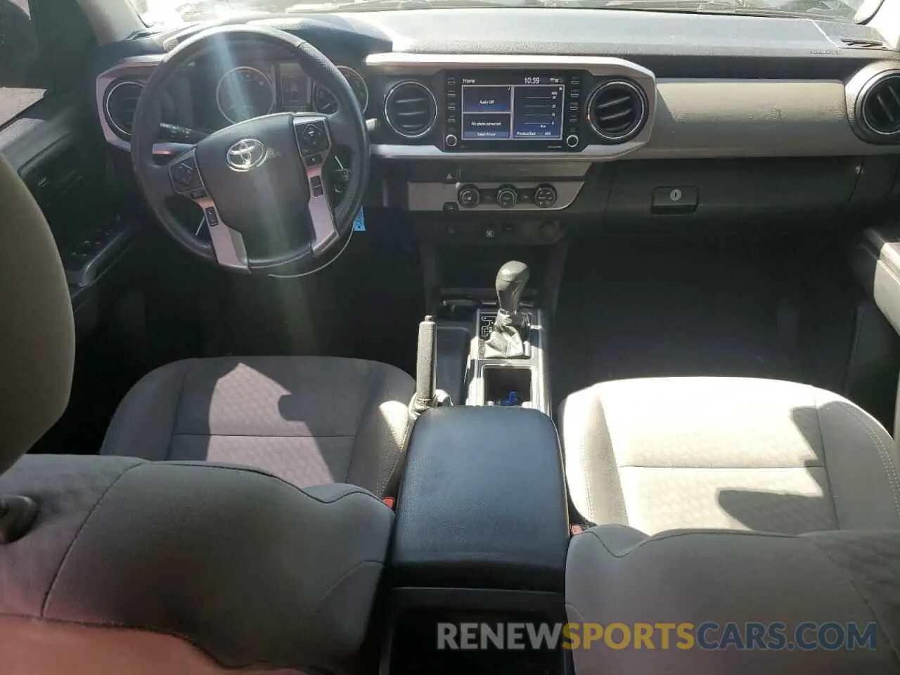 8 fotografías del automóvil dañado 3TMAZ5CN8LM130480 TOYOTA TACOMA 2020