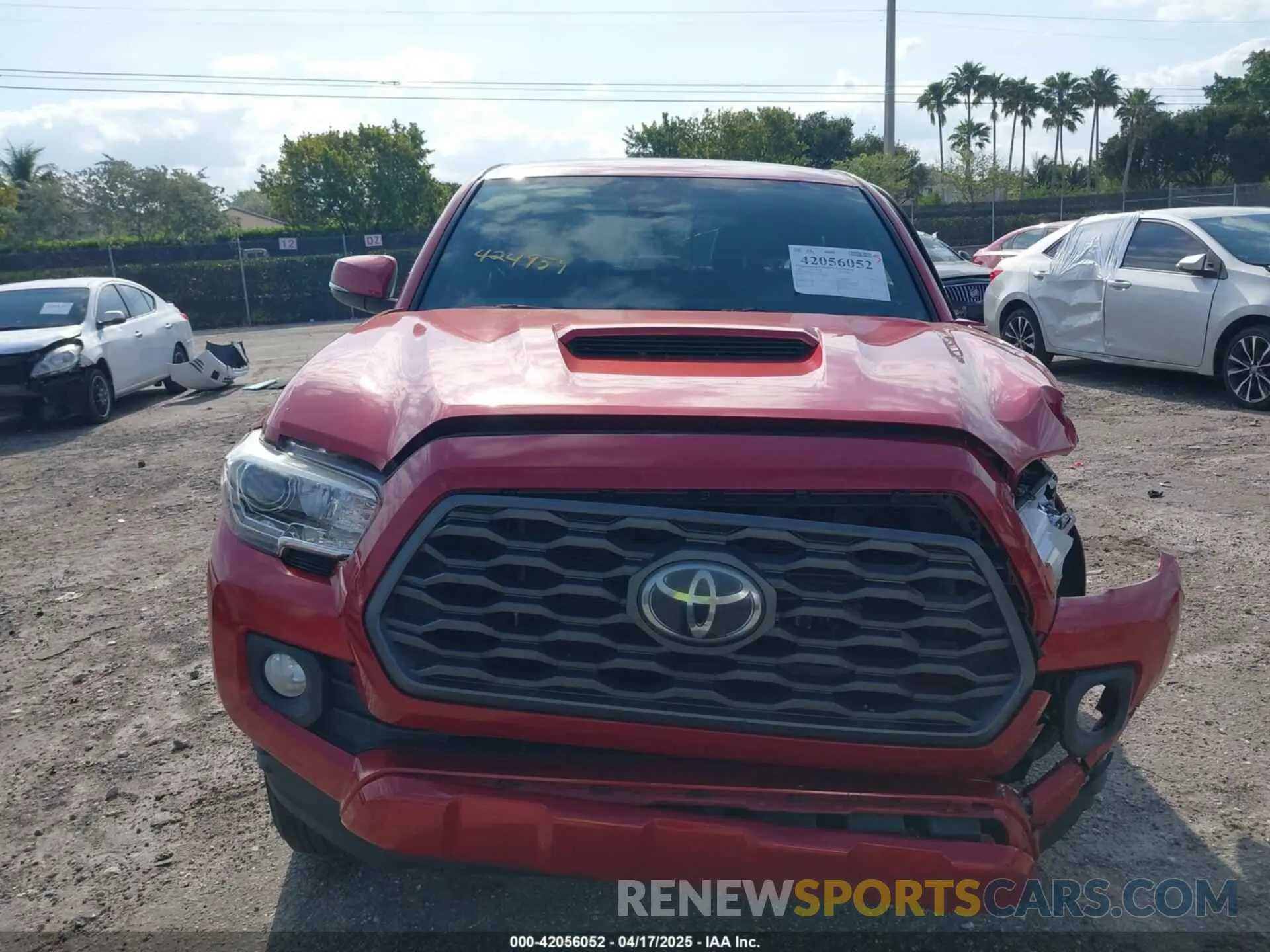 11 fotografías del automóvil dañado 3TMAZ5CN9LM120752 TOYOTA TACOMA 2020