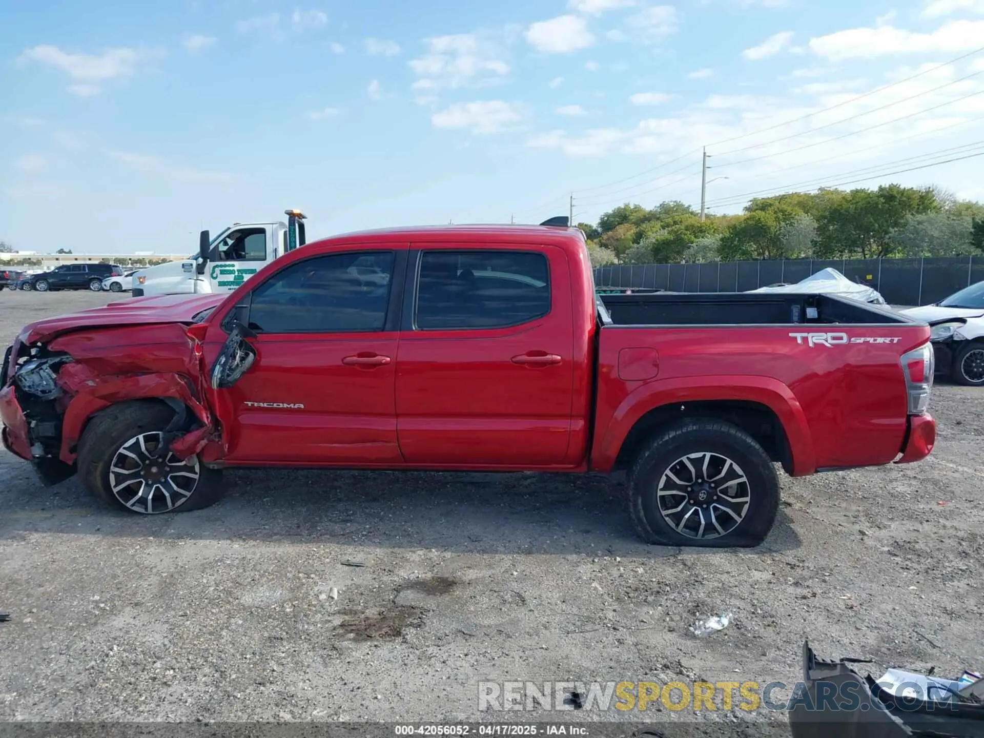 13 fotografías del automóvil dañado 3TMAZ5CN9LM120752 TOYOTA TACOMA 2020