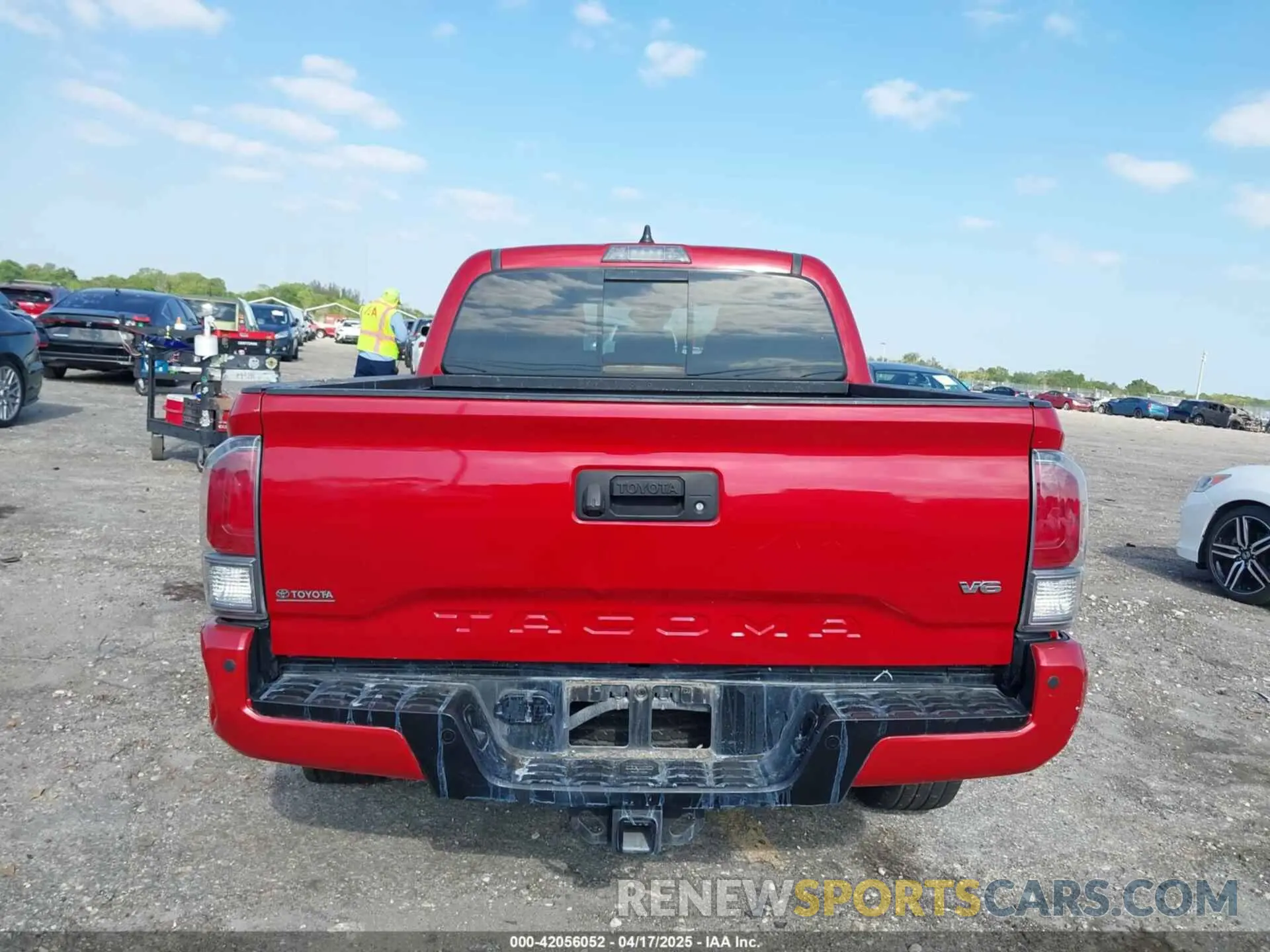 15 fotografías del automóvil dañado 3TMAZ5CN9LM120752 TOYOTA TACOMA 2020