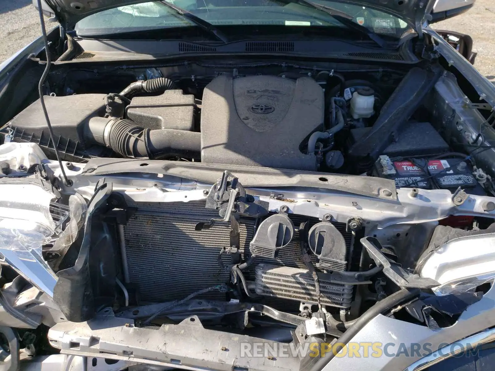 7 fotografías del automóvil dañado 3TMAZ5CN9LM131380 TOYOTA TACOMA 2020