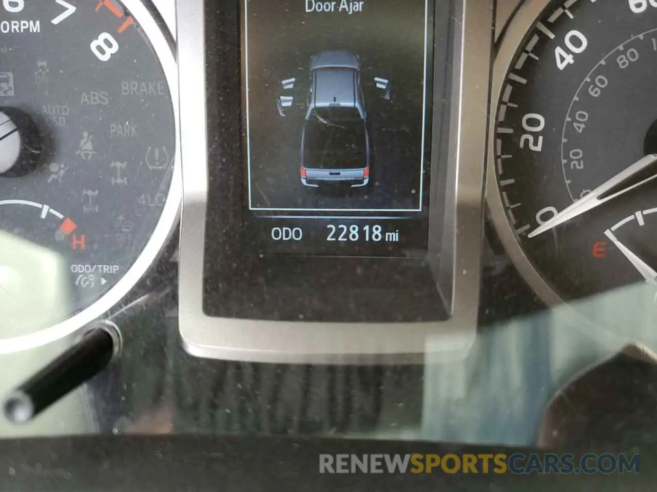8 fotografías del automóvil dañado 3TMAZ5CN9LM139219 TOYOTA TACOMA 2020
