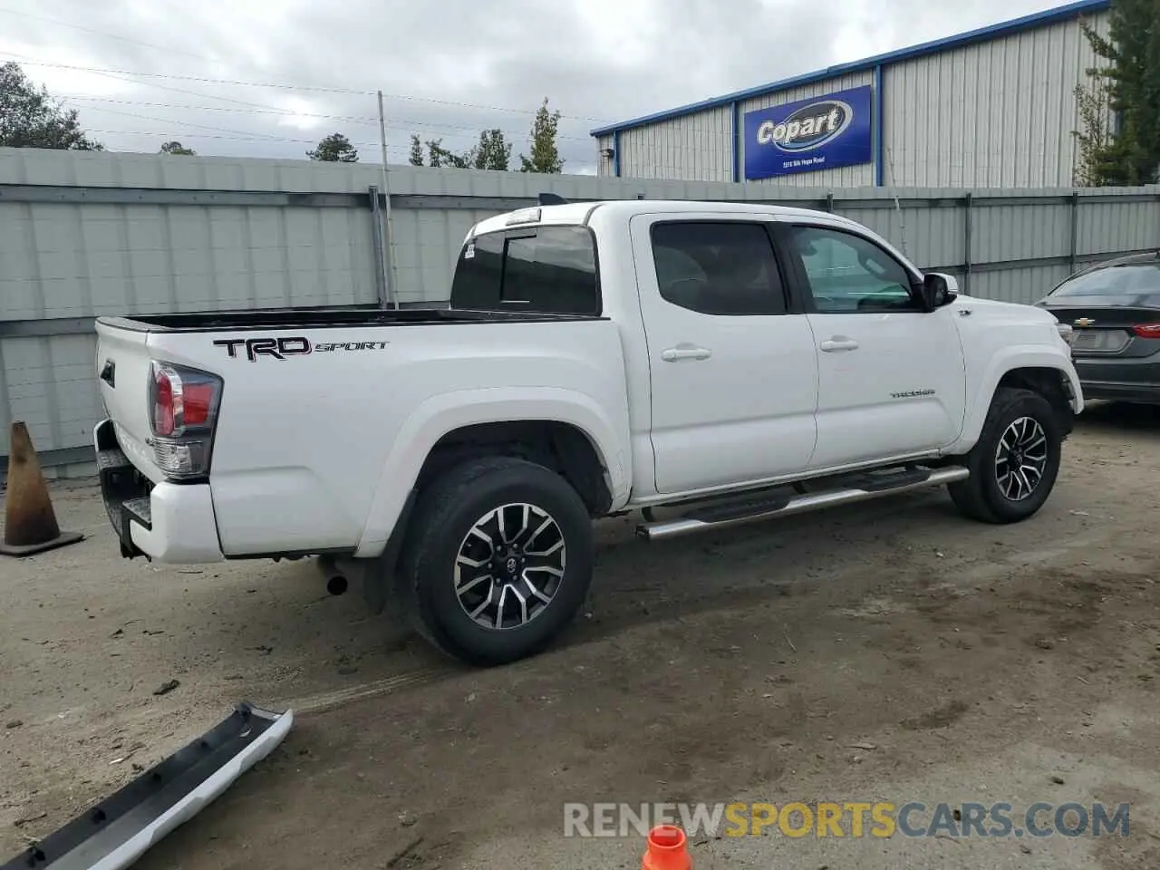 3 fotografías del automóvil dañado 3TMAZ5CNXLM127063 TOYOTA TACOMA 2020