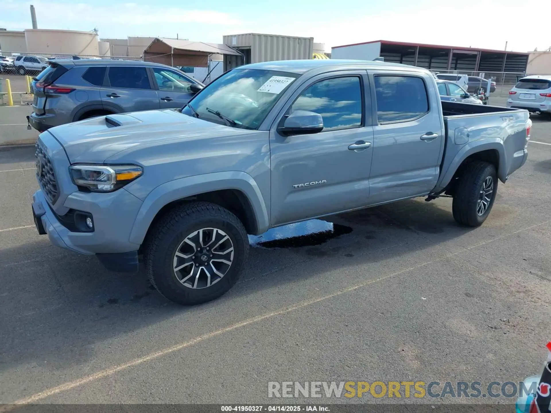 2 fotografías del automóvil dañado 3TMAZ5CNXLM136958 TOYOTA TACOMA 2020