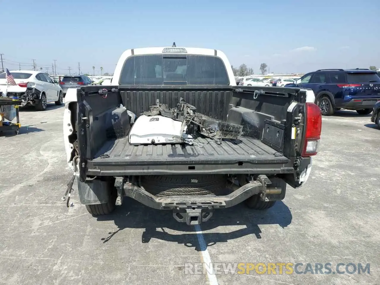 9 fotografías del automóvil dañado 3TMBZ5DN0LM023670 TOYOTA TACOMA 2020