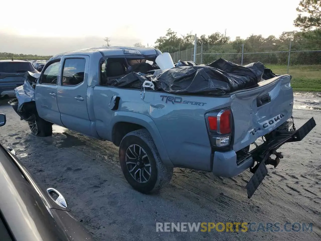 2 fotografías del automóvil dañado 3TMBZ5DN9LM024803 TOYOTA TACOMA 2020