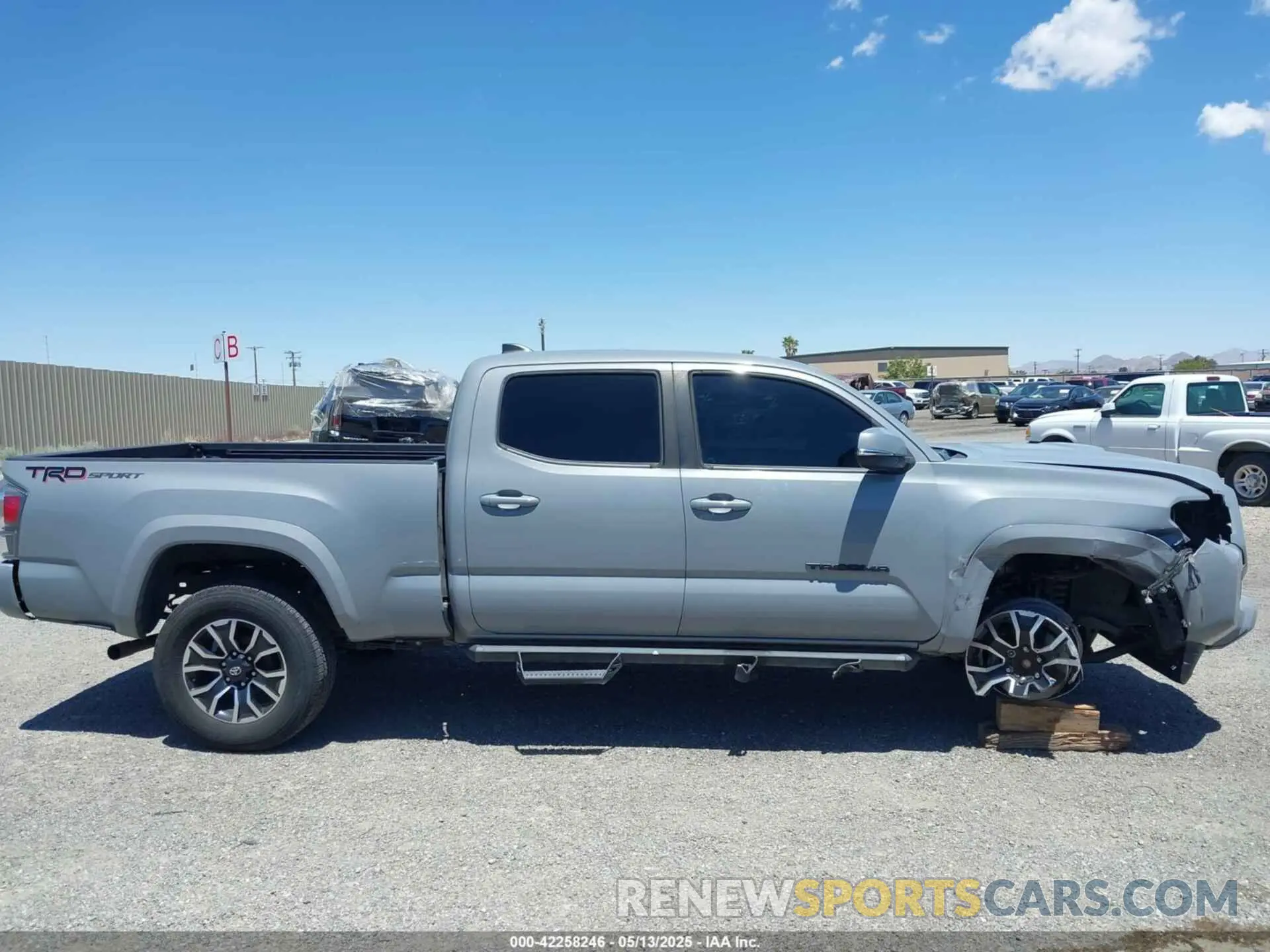 14 fotografías del automóvil dañado 3TMBZ5DN9LM027314 TOYOTA TACOMA 2020