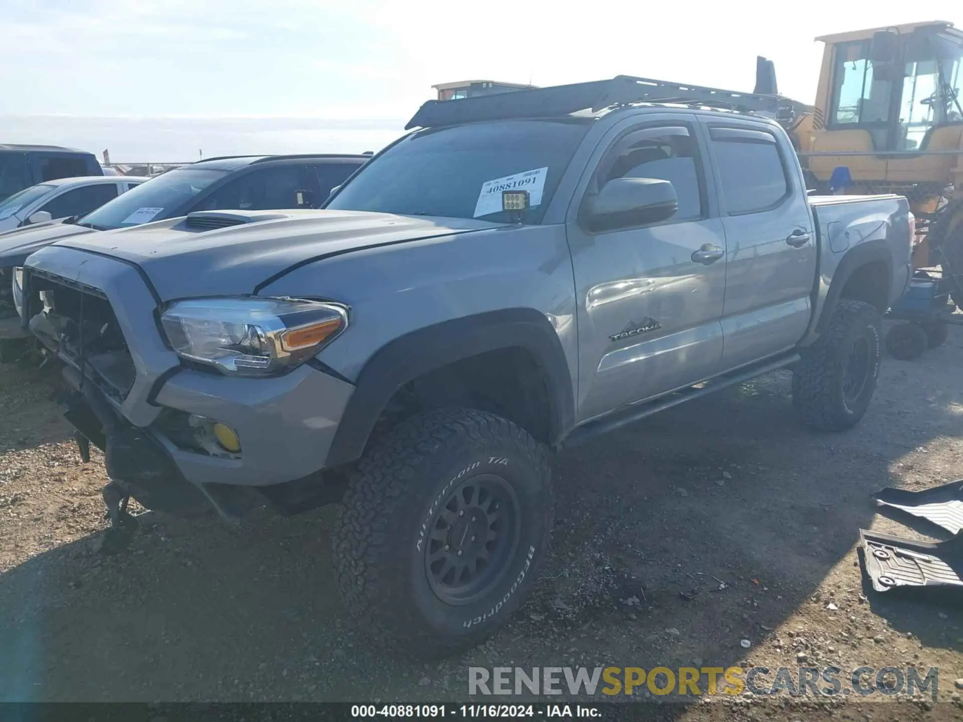 2 fotografías del automóvil dañado 3TMCZ5AN0LM295872 TOYOTA TACOMA 2020