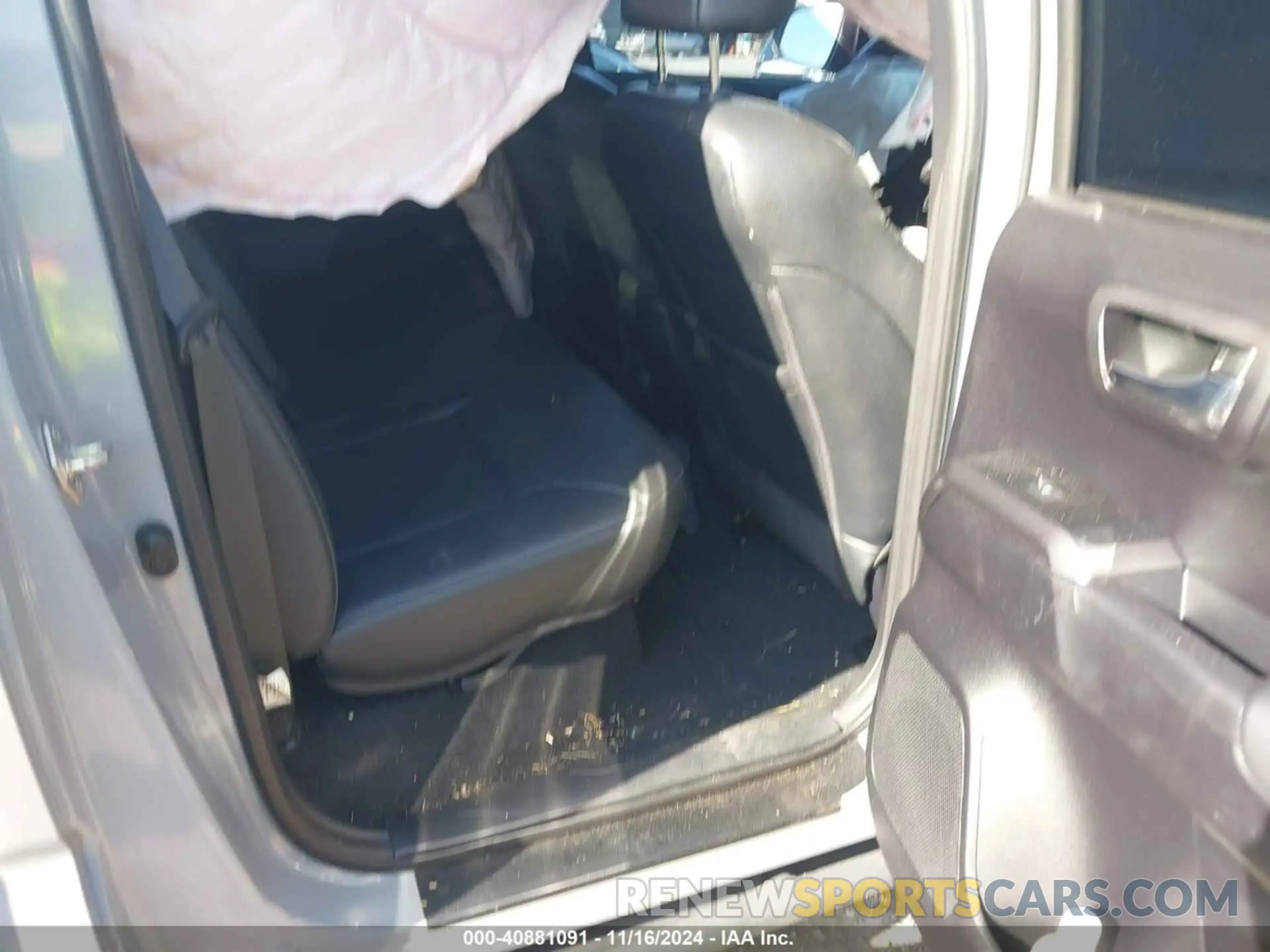 8 fotografías del automóvil dañado 3TMCZ5AN0LM295872 TOYOTA TACOMA 2020